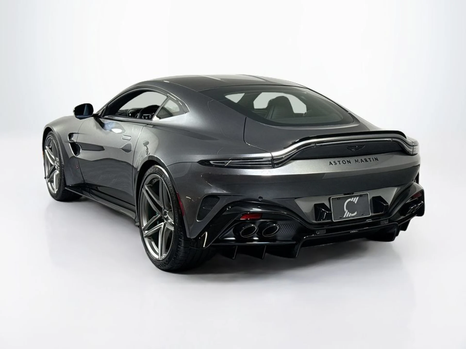 mph002_3013088276_new_2026_aston_martin_vantage_scoupe_11350_23038308_3_1024_4f30e46edc
