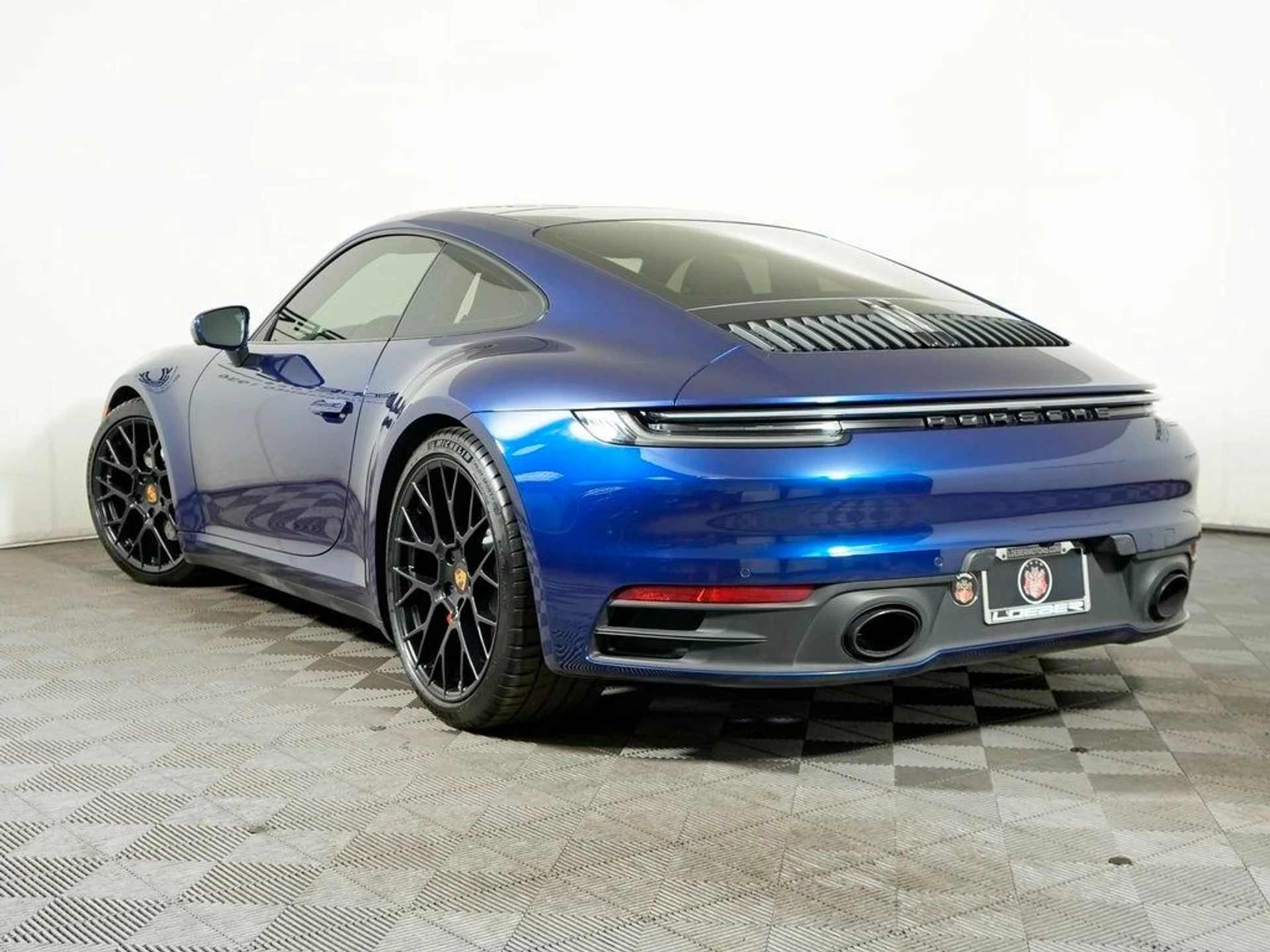 mph002_3033794634_3_5b212e66f7