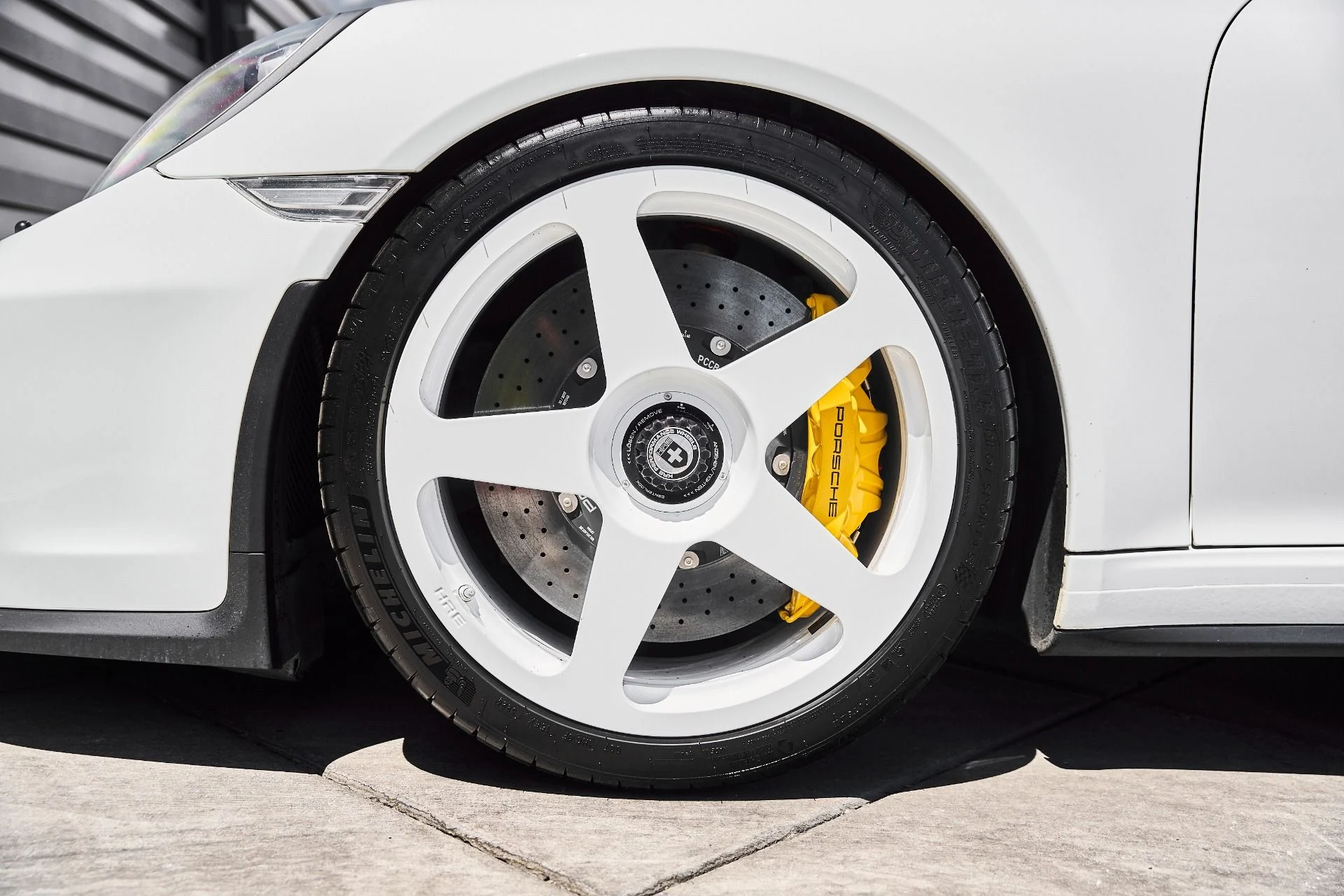 mph002_3035484773_Used_2018_Porsche_911_GT_3_1777749524_9287cc41a8