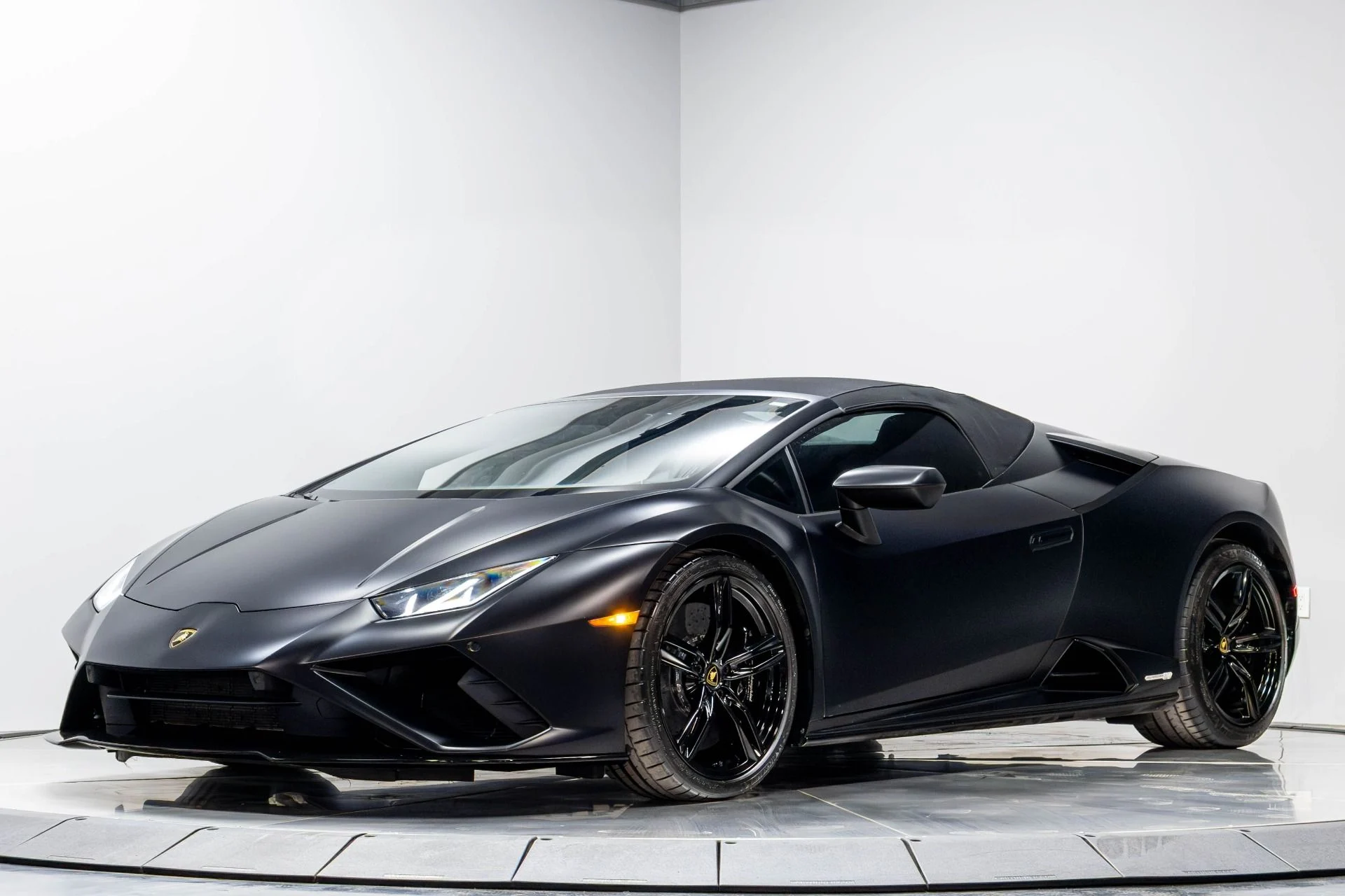 mph002_3042147277_Used_2021_Lamborghini_Huracan_EVO_EVO_Spyder_1780949077_296af8ecb0