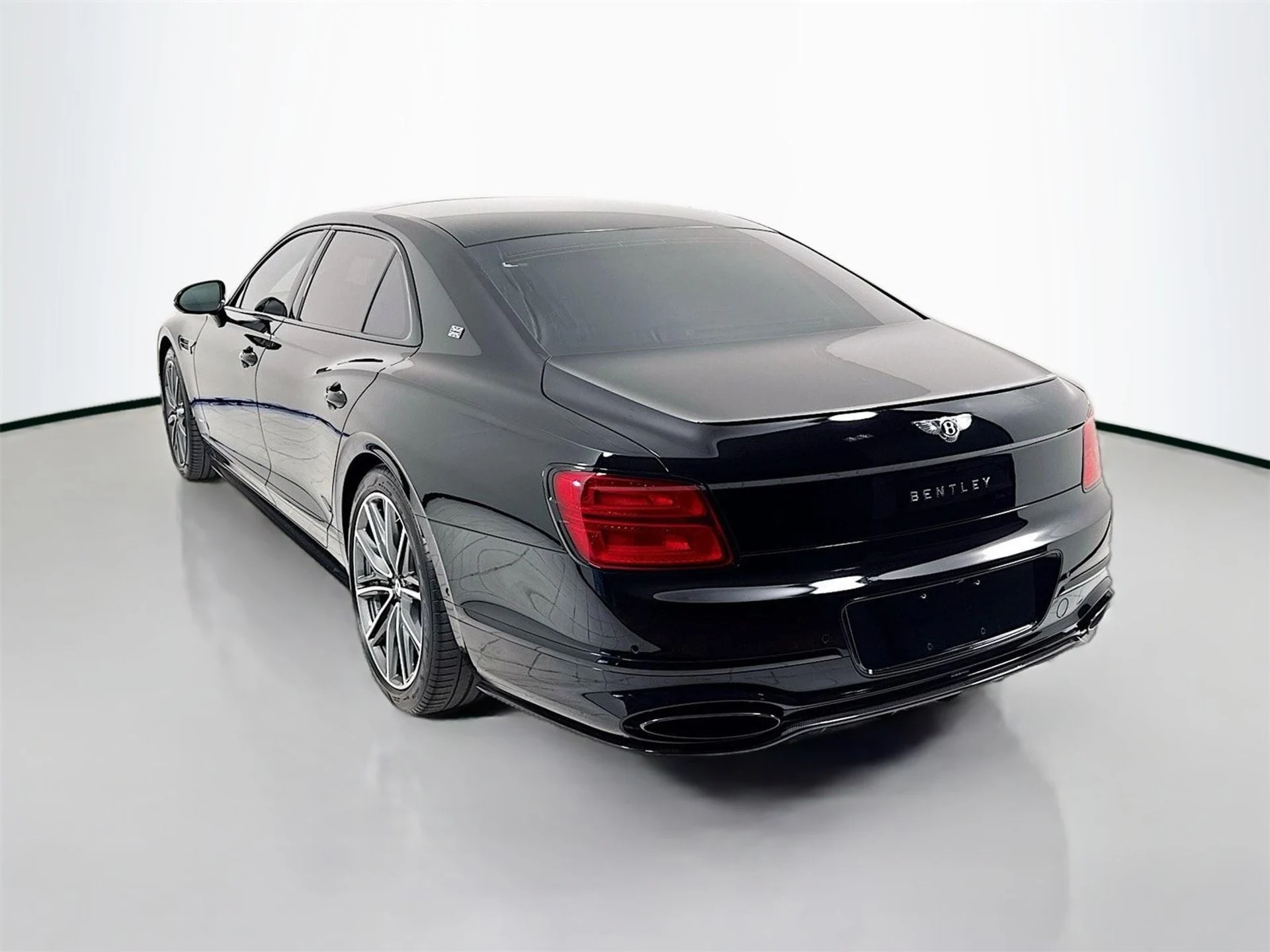 mph002_304309761_e6a49b79fdcc345beac1f14eb5d6ea4cx_a90a440e66