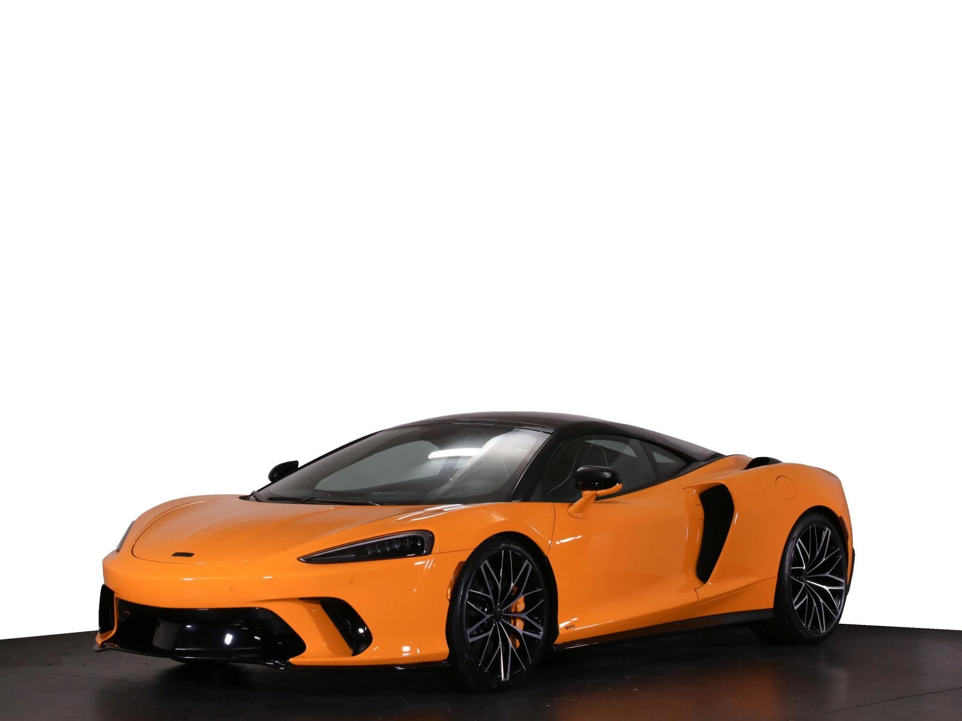 mph002_3045421830_New_2025_Aston_Martin_DBX_707_1752246368_ce3bd1c008