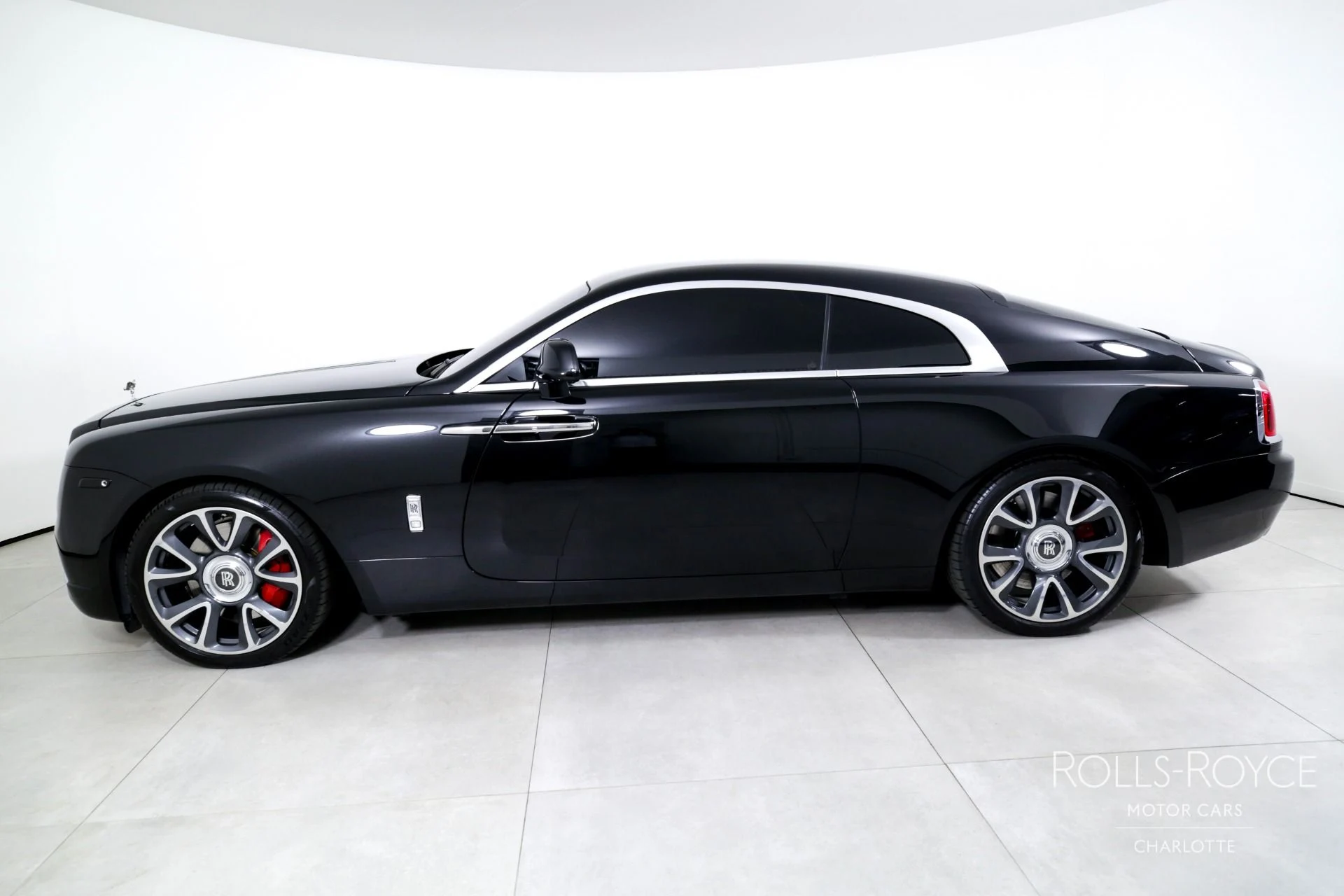 mph002_3048694084_Used_2020_Rolls_Royce_Wraith_1742827332_2738cd495f