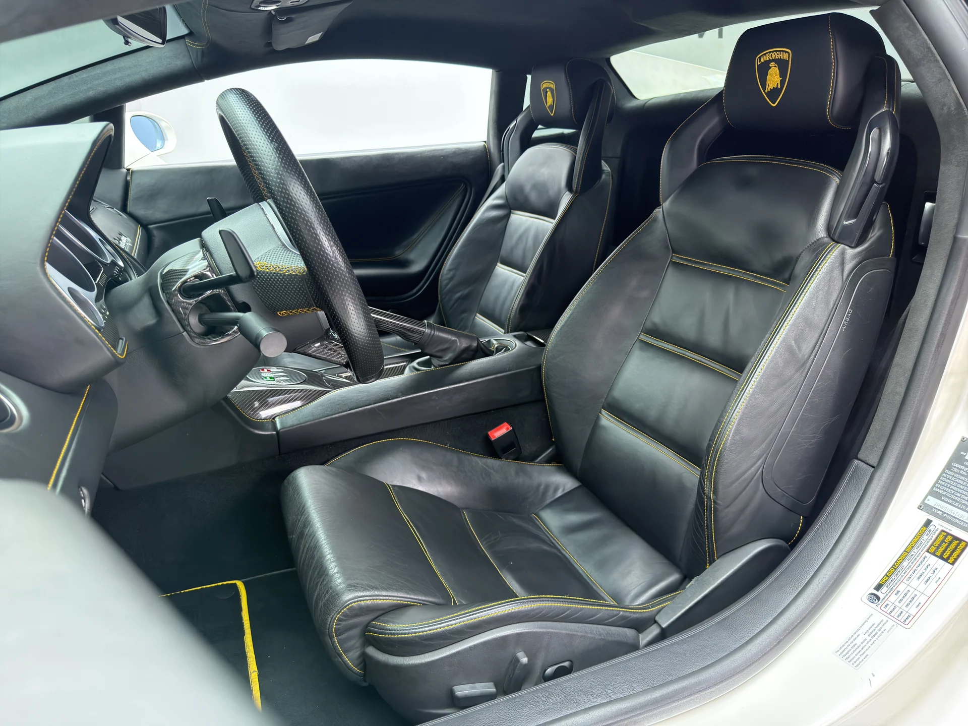 mph002_3048957934_CB_3916_interior_002_b3472082e5