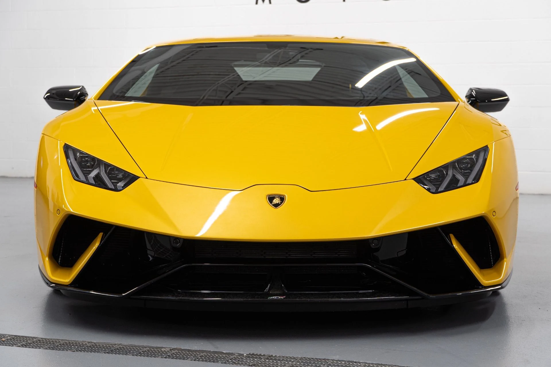 mph002_3049792015_Used_2019_Lamborghini_Huracan_LP_640_4_Performante_1764627885_f5fd75cb00