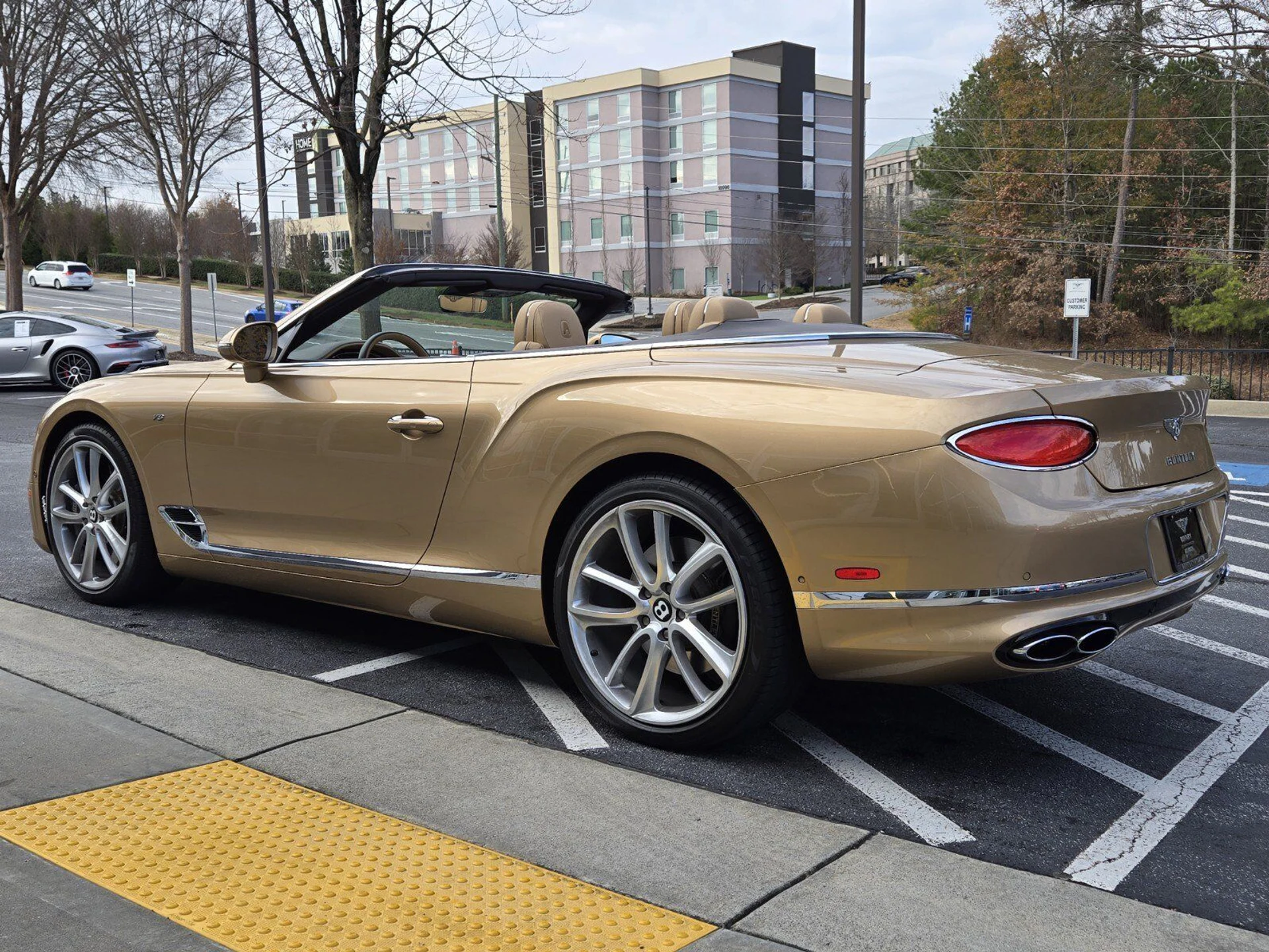 mph002_3055608301_56a35f6812ac3b8d05b376f8db583bd7x_b17da71bb2