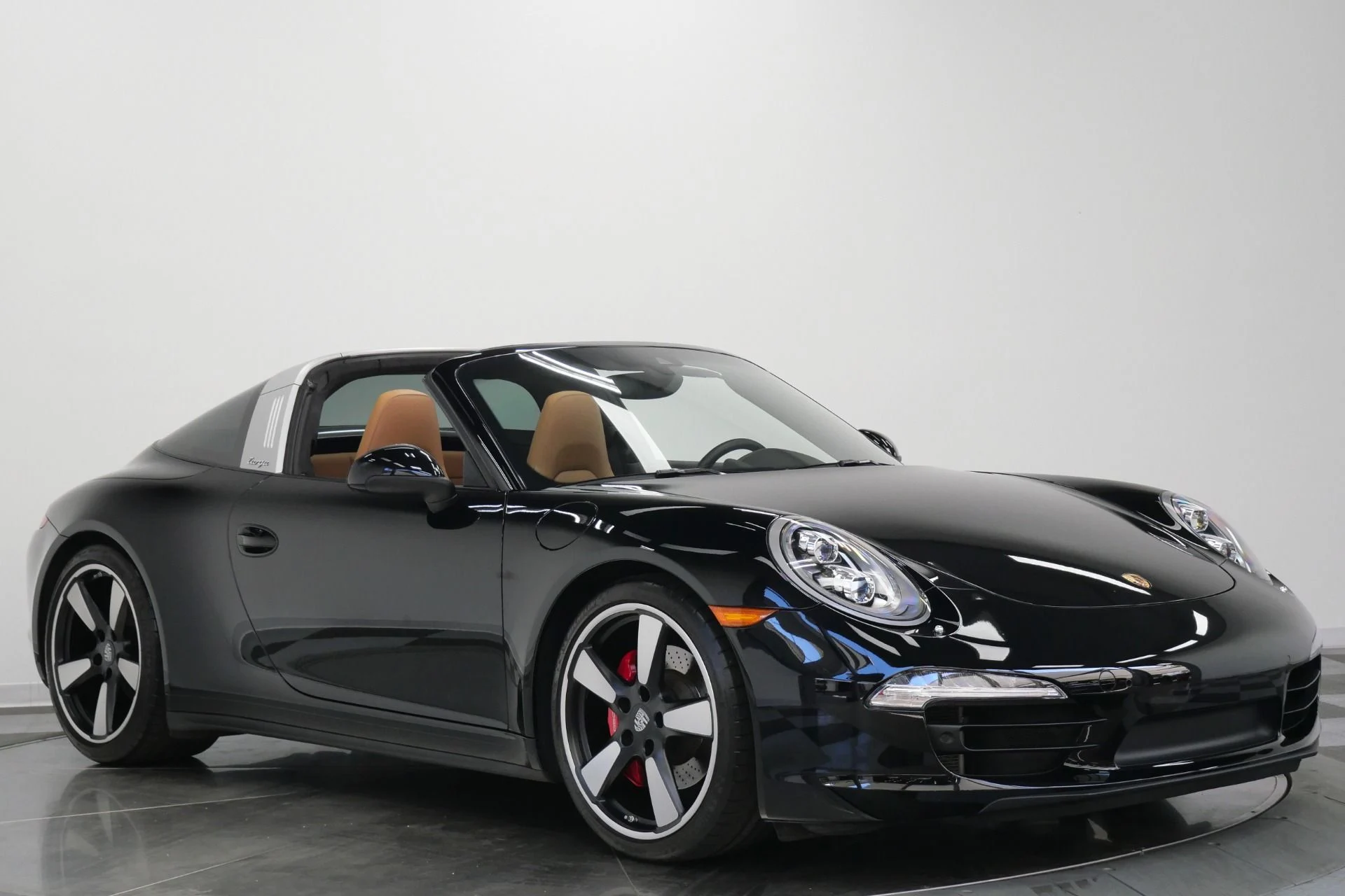 mph002_3056266642_Used_2015_Porsche_911_Targa_4_S_Premium_Package_Plus_Two_Tone_Interior_1781207987_13c2fd522e
