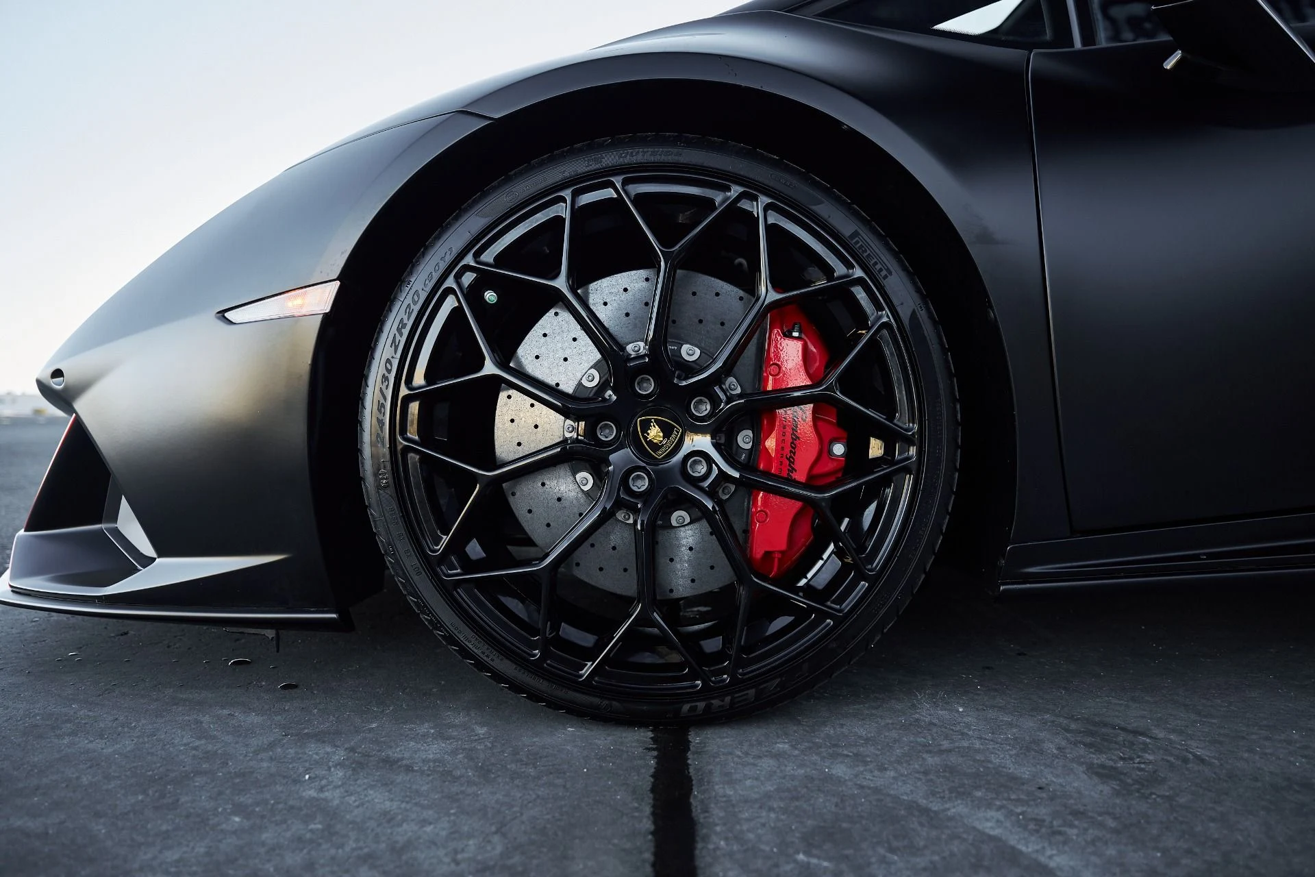 mph002_3060346008_Used_2024_Lamborghini_Huracan_EVO_Spyder_1766881338_efa49f3310