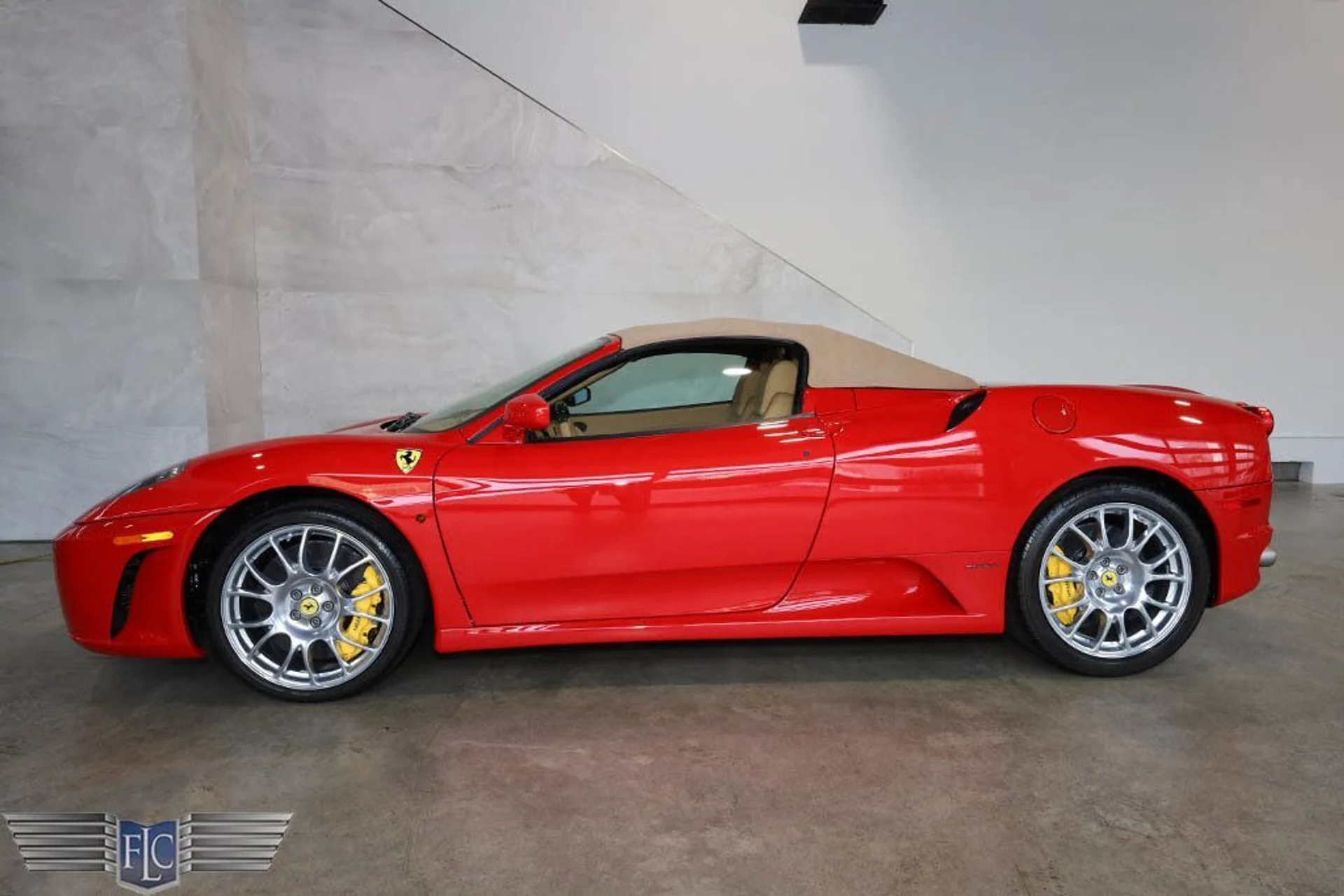 mph002_3067954797_used_2008_ferrari_430_f430spiderconvertible_9689_22925567_3_1024_5b2e2947e9