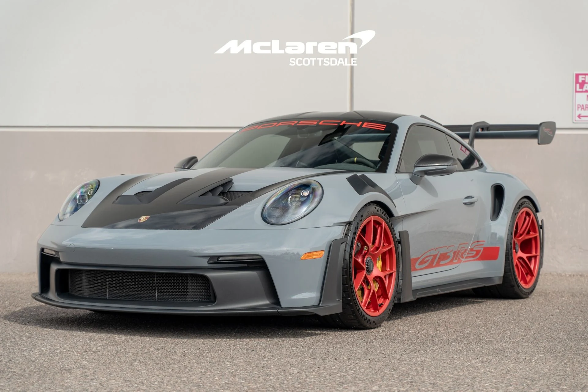 mph002_3070382228_Used_2024_PORSCHE_911_1790354992_d6cc517a4c