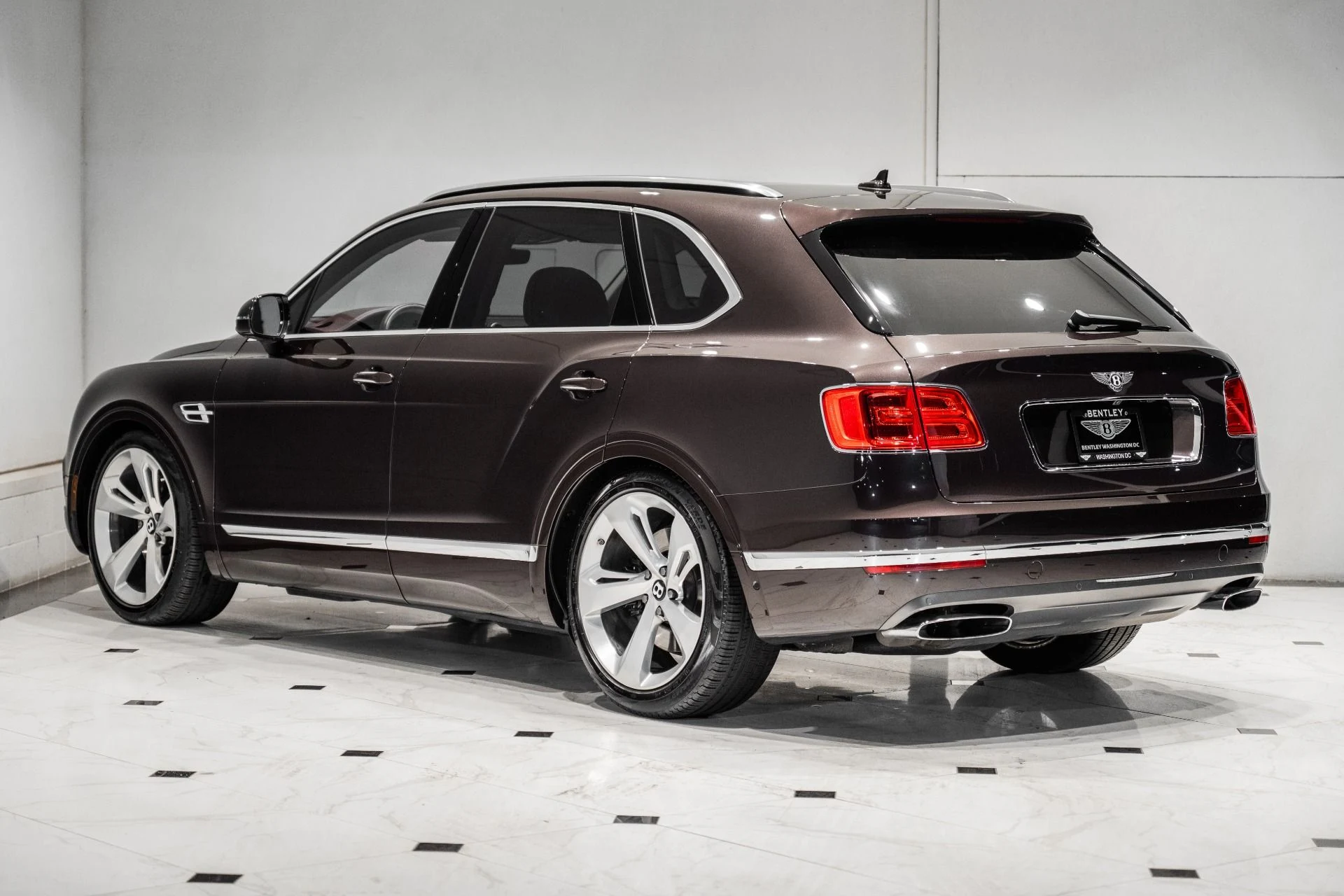 mph002_3072519359_Used_2017_Bentley_Bentayga_W12_1791218079_4f470a7d2c