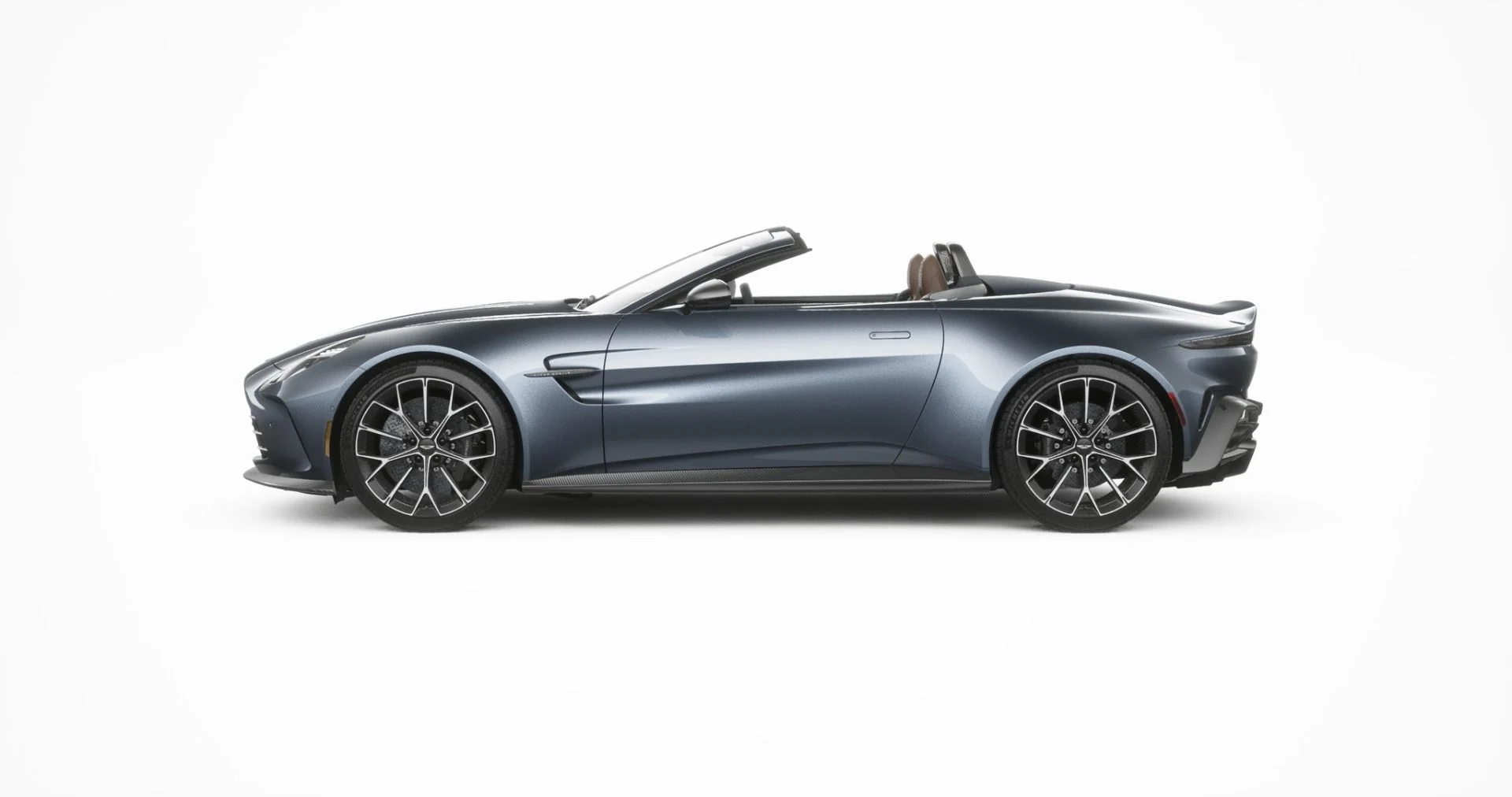 mph002_3079108633_New_2026_Aston_Martin_Vantage_Roadster_6c3353e59a