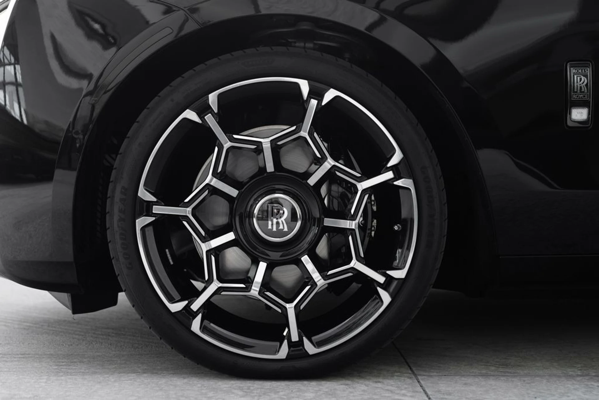 mph002_3083151385_5d904d693cfdc935aac6ffda13b5bc24x_a7962f6c8f