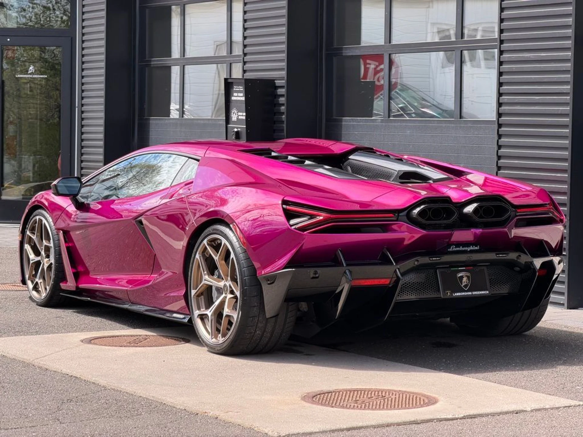 mph002_3095186423_8a0155f31c1c34bbe7da581deb157876x_9f1dd4ac35