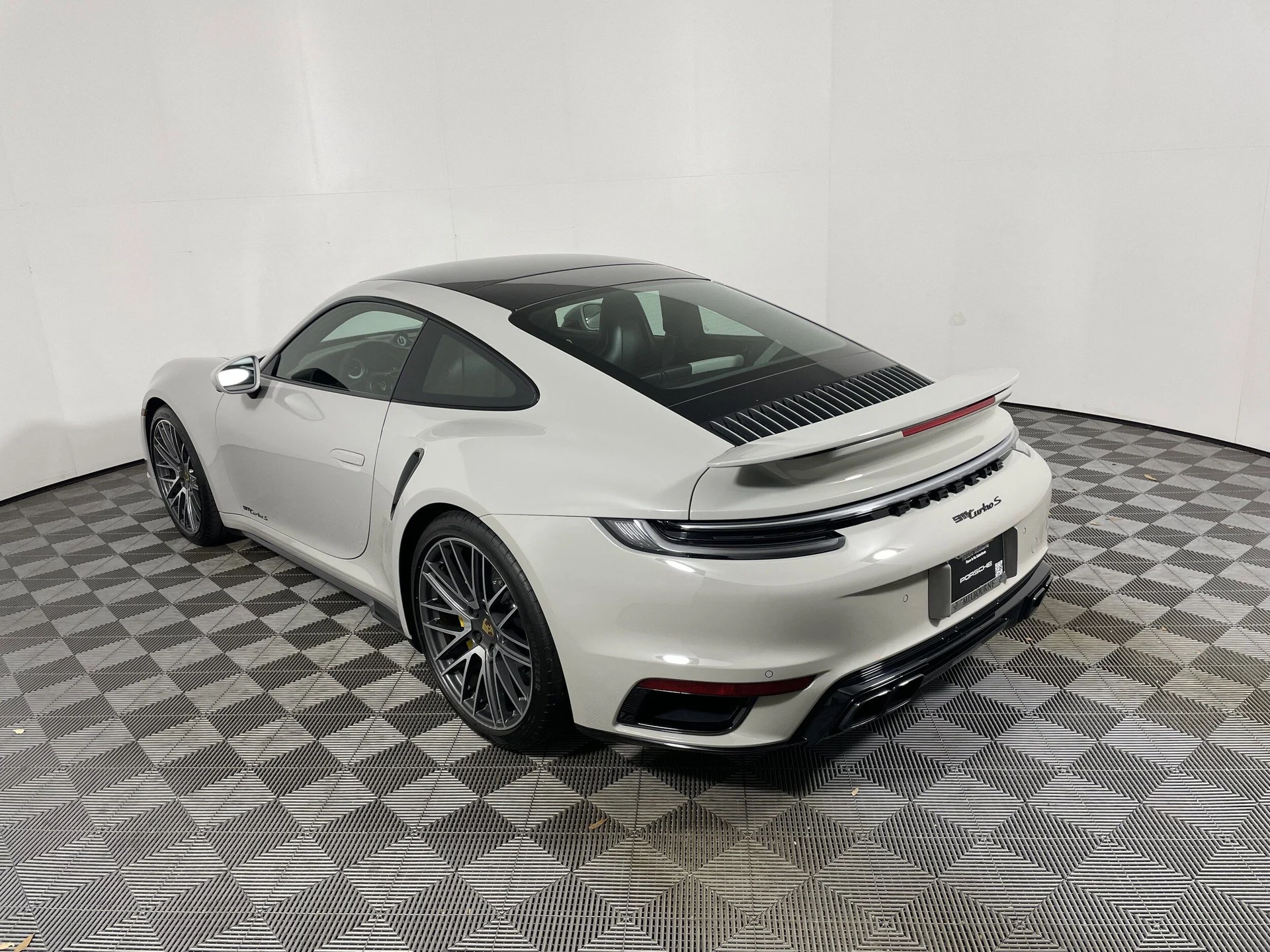 mph002_3097577603_e9d4e02e7dca2467776cd5dd7e693d59x_00f4f9aae4