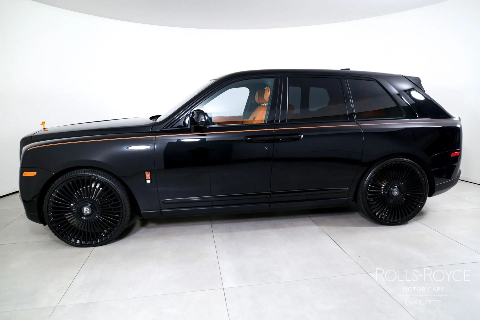 mph002_3113164391_Used_2023_Rolls_Royce_Cullinan_1780092744_99dd025825