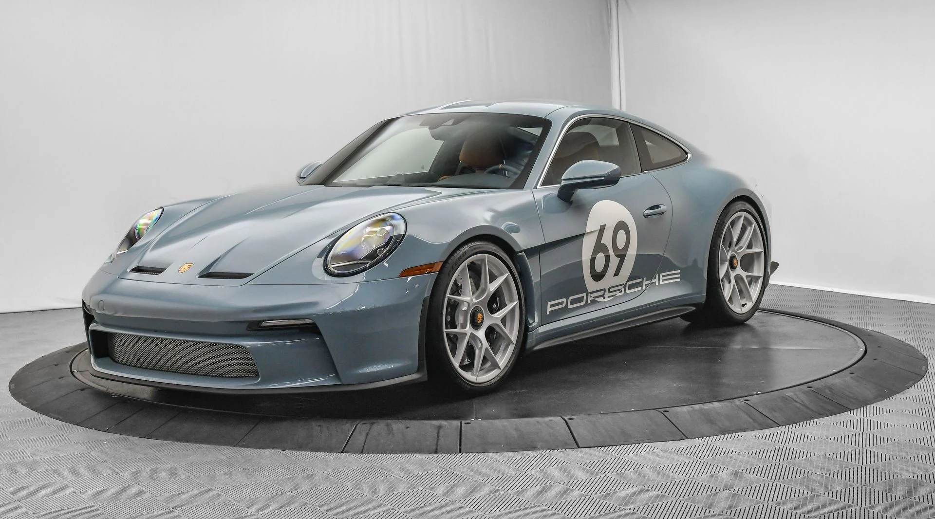 mph002_3121041637_e137c504024f4f5a88468f4a5a7b173f_d20b132240