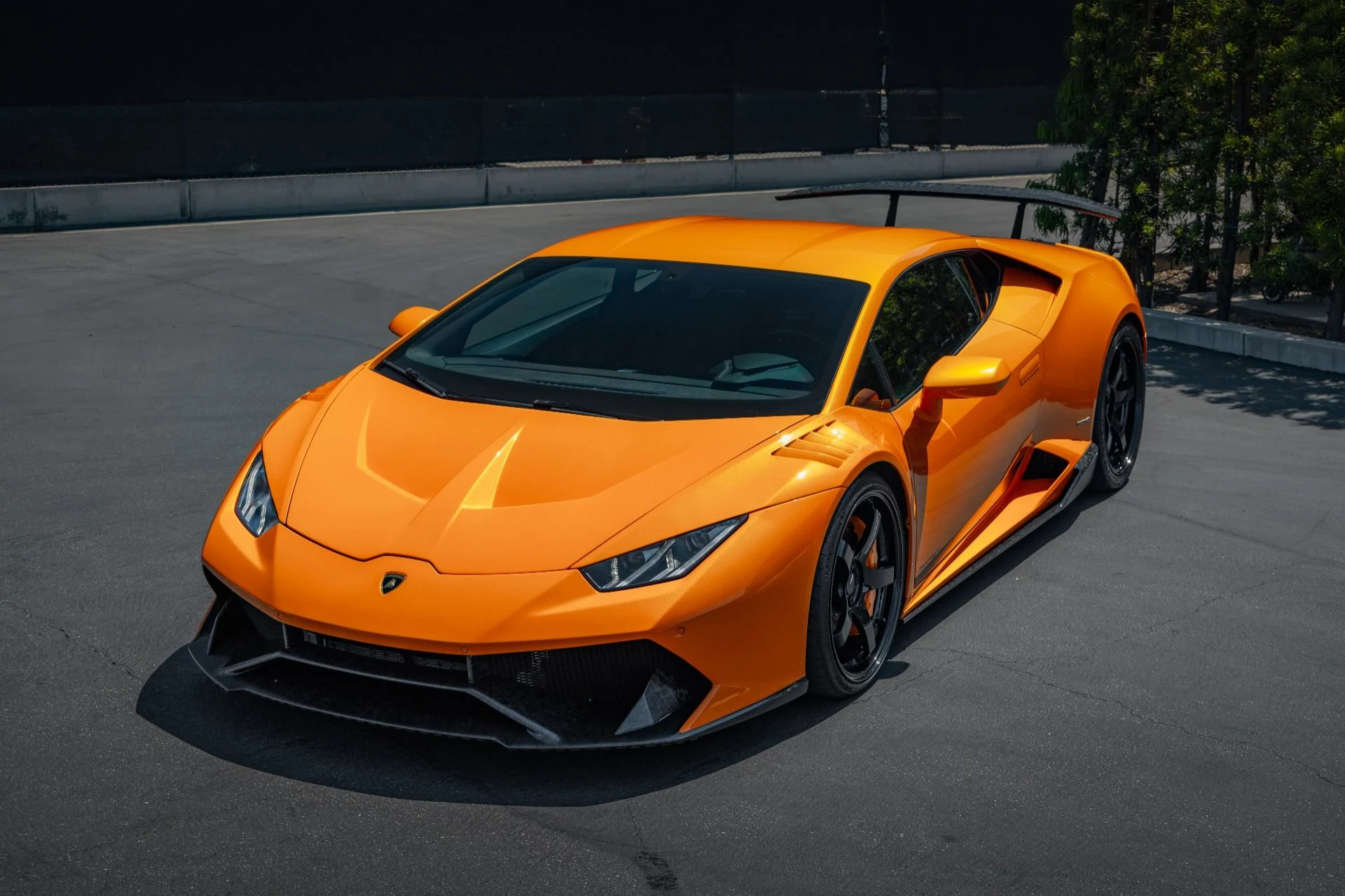 mph002_3135396093_Used_2015_Lamborghini_Huracan_VF_Supercharger_LP_610_4_1760479493_2cd66cd0d9