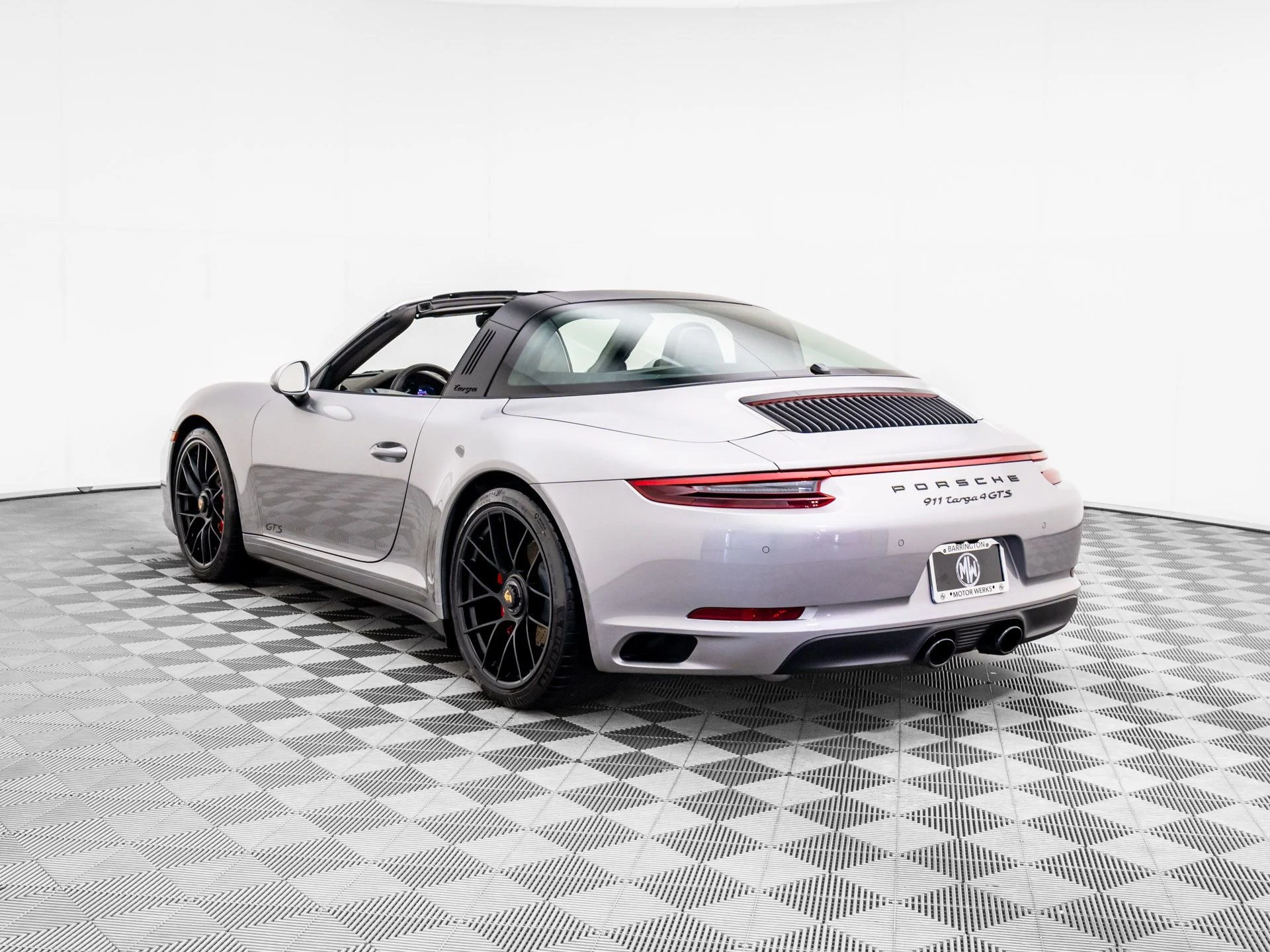 mph002_313900015_c99395c41378eec4ebbcc64d63ea03f5x_99c9e62ebe