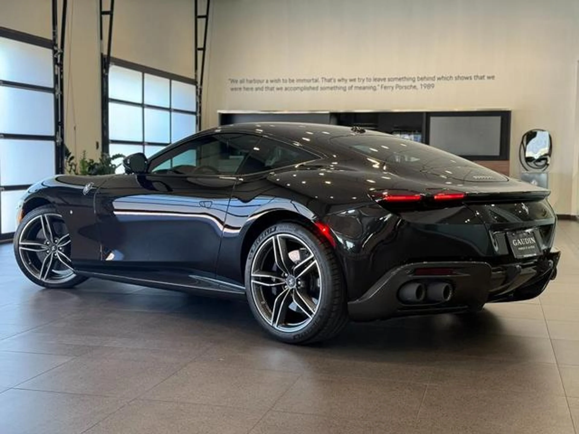 mph002_3139131209_rbk1gw_AZ_25wdq_M_Ma6y_C8_S_Fg_URFE_f302c5c052