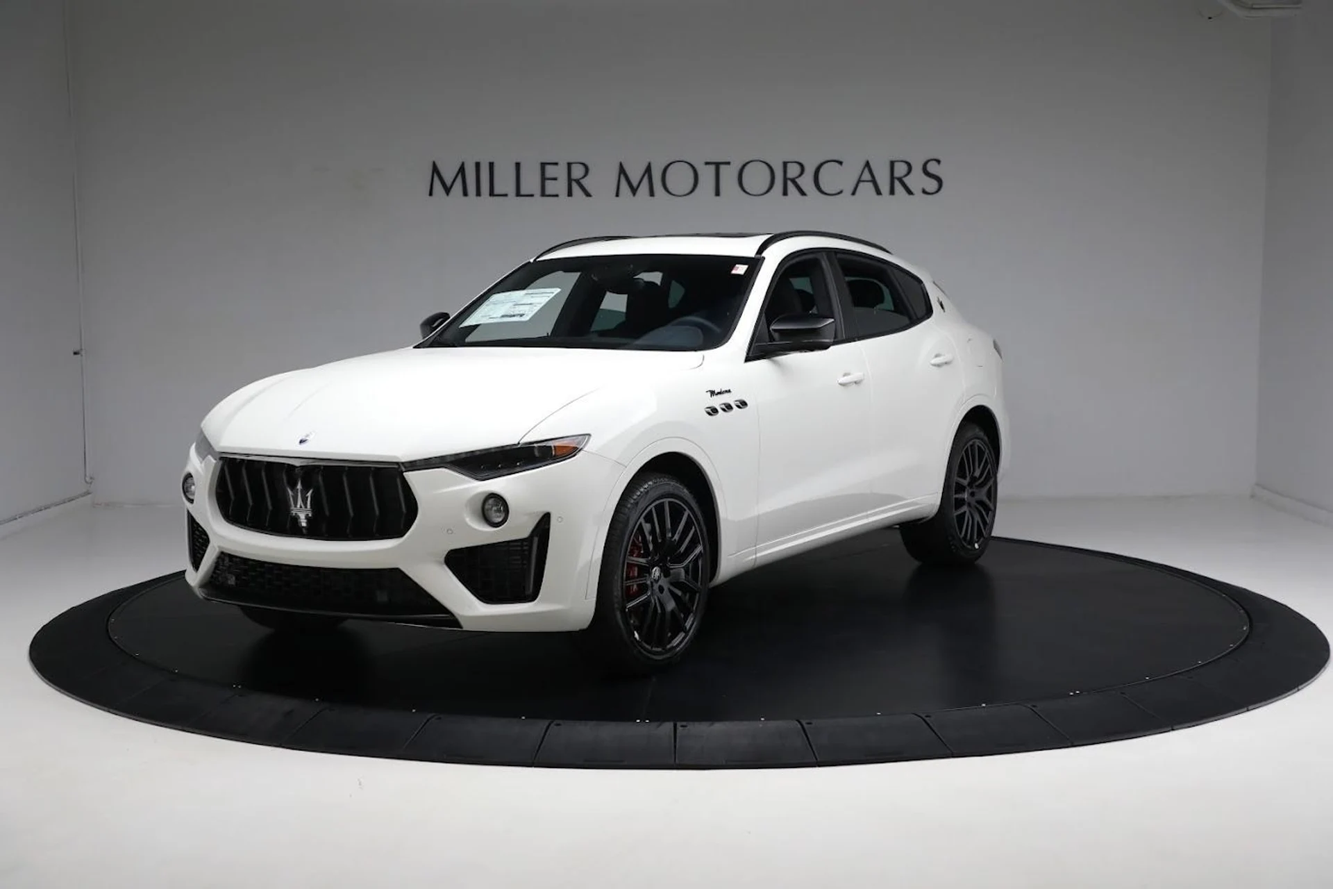 mph002_3139949767_New_2024_Maserati_Levante_Modena_Ultima_2cb1c9f66a