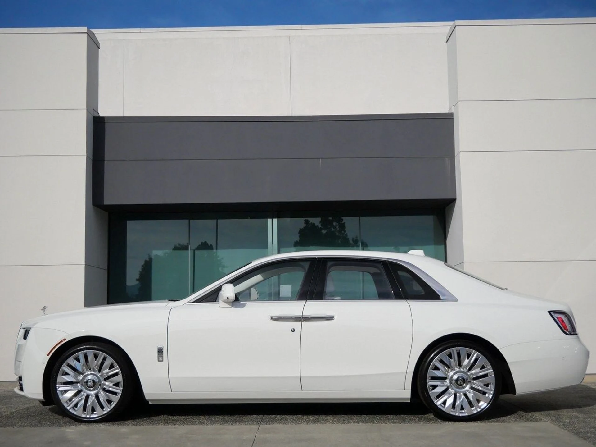 mph002_3157210653_3c181a72ac8ef48d9bad67e2b219a37fx_c41d93acf3