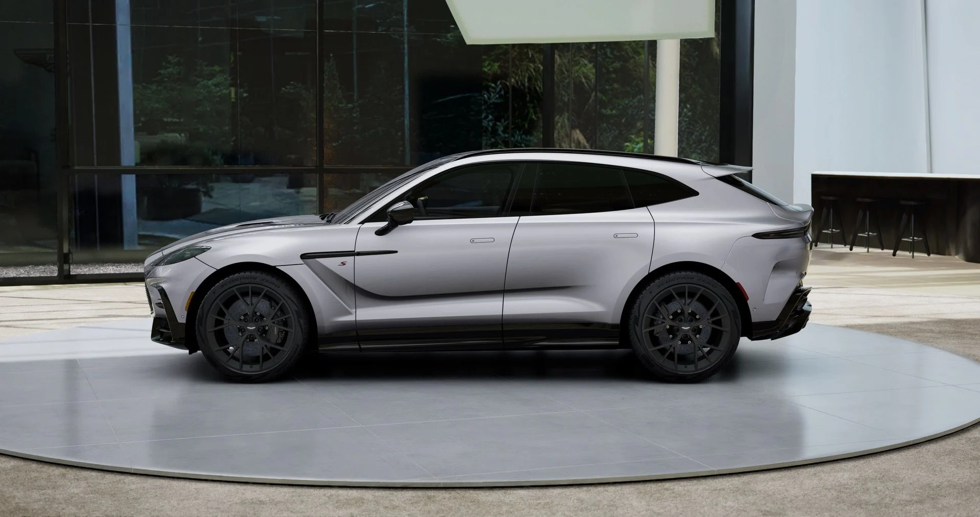 mph002_3157499140_New_2026_Aston_Martin_DBX_S_1791460665_5b4d2da3c9