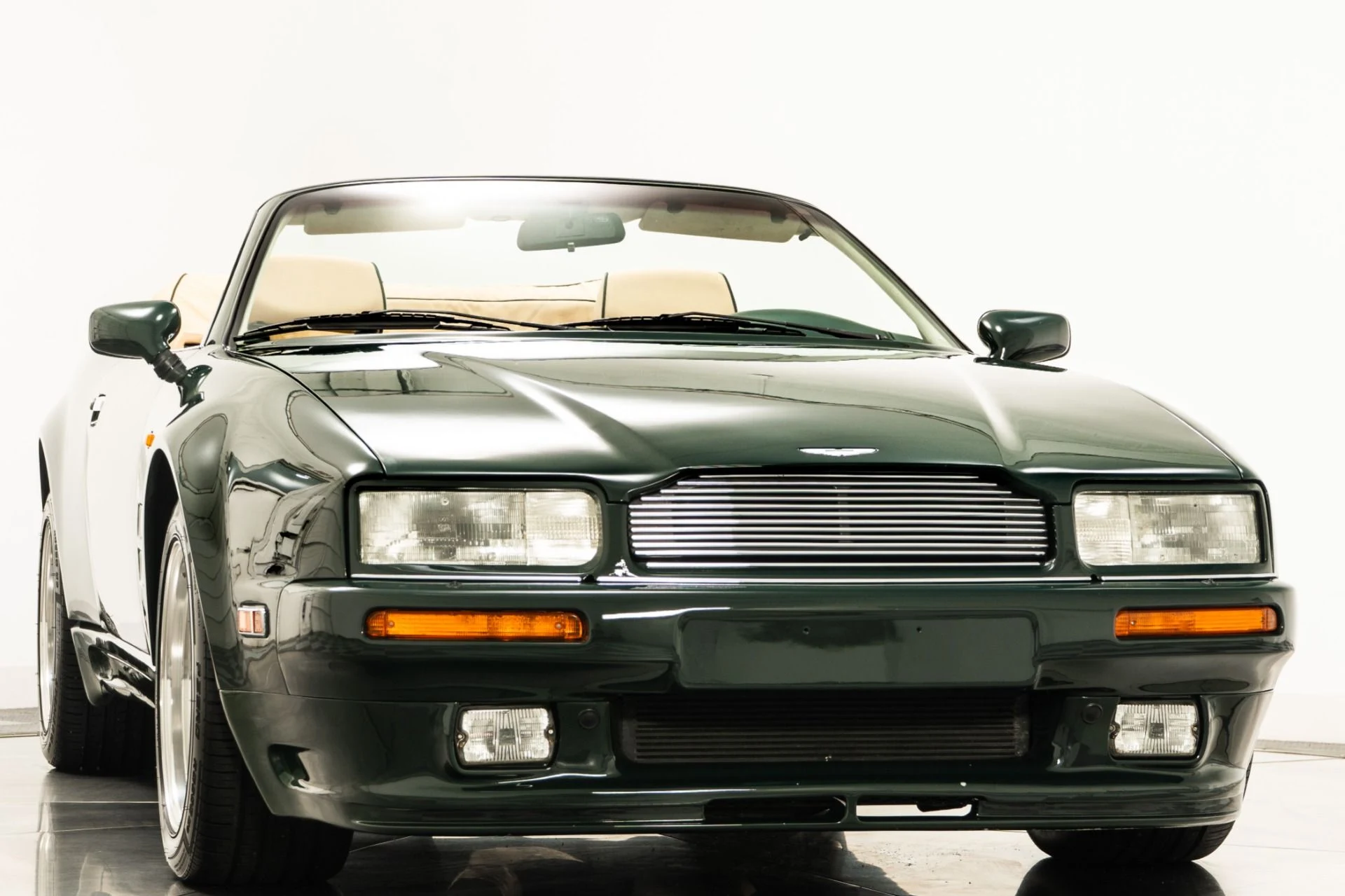 mph002_316077613_Used_1993_Aston_Martin_Virage_Volante_63_Cosmetic_Widebody_1_of_13_Built_Extremely_Original_1755628836_18c7fc30e7