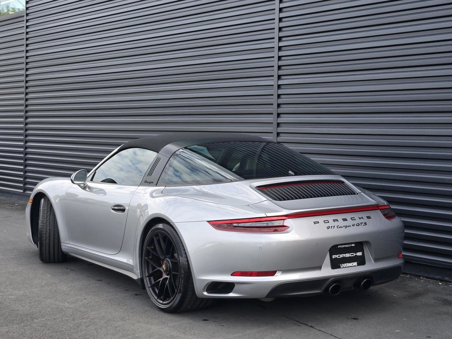 mph002_316208338_1e756b520420d96e0139c25e4ca6f062x_3357a2e704