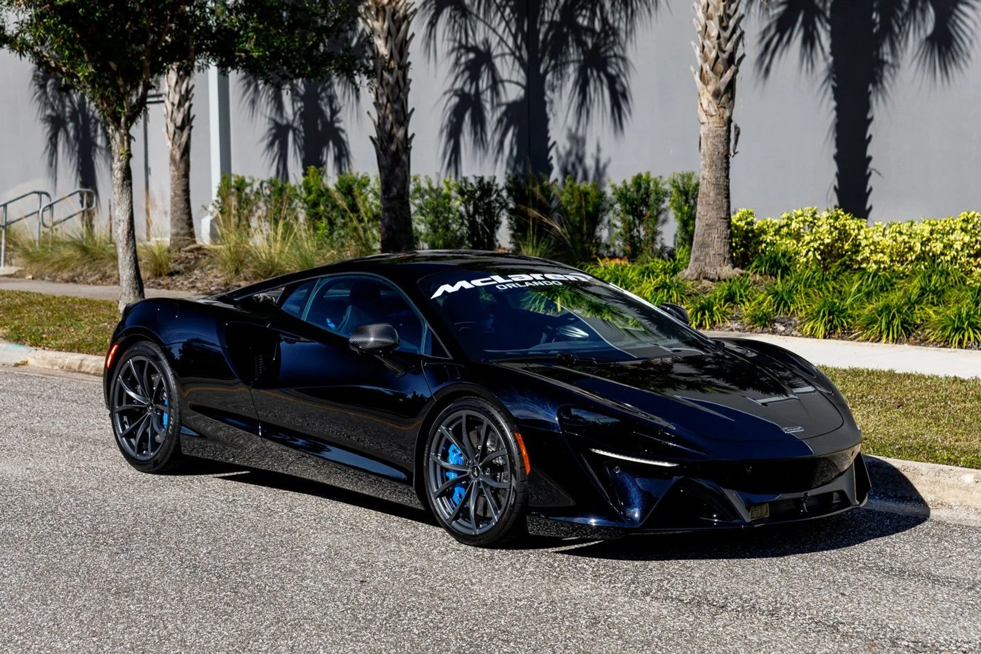 mph002_3162624292_396_p3_l_ccf635d506