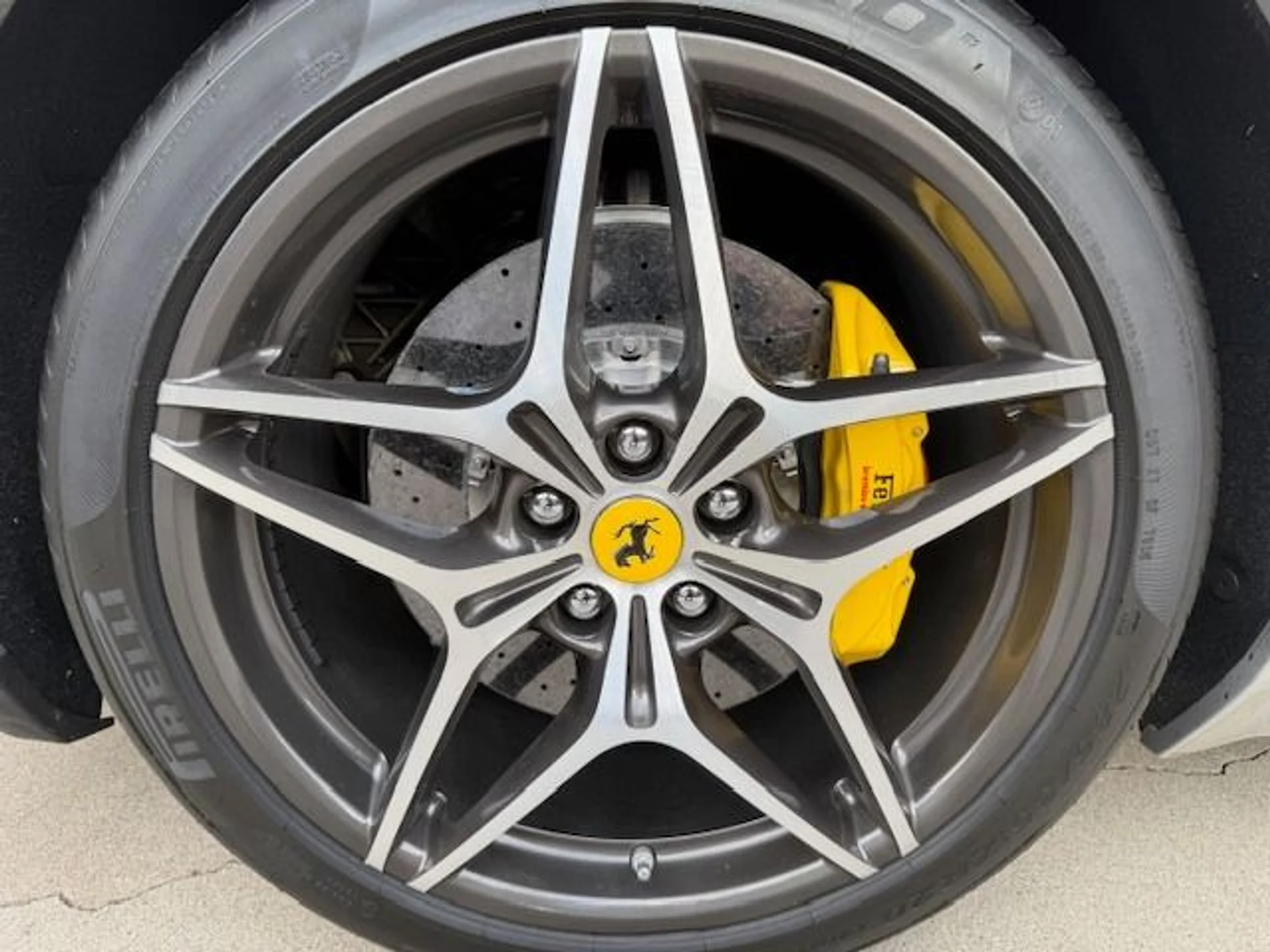 mph002_3162628968_Used_2016_Ferrari_California_T_1764024807_51a3b12866