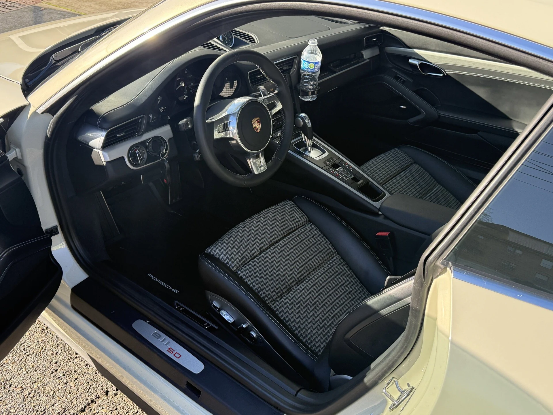 mph002_3164147721_1c7e31cc2613264c05128bfefaedbc53x_007973a4cc