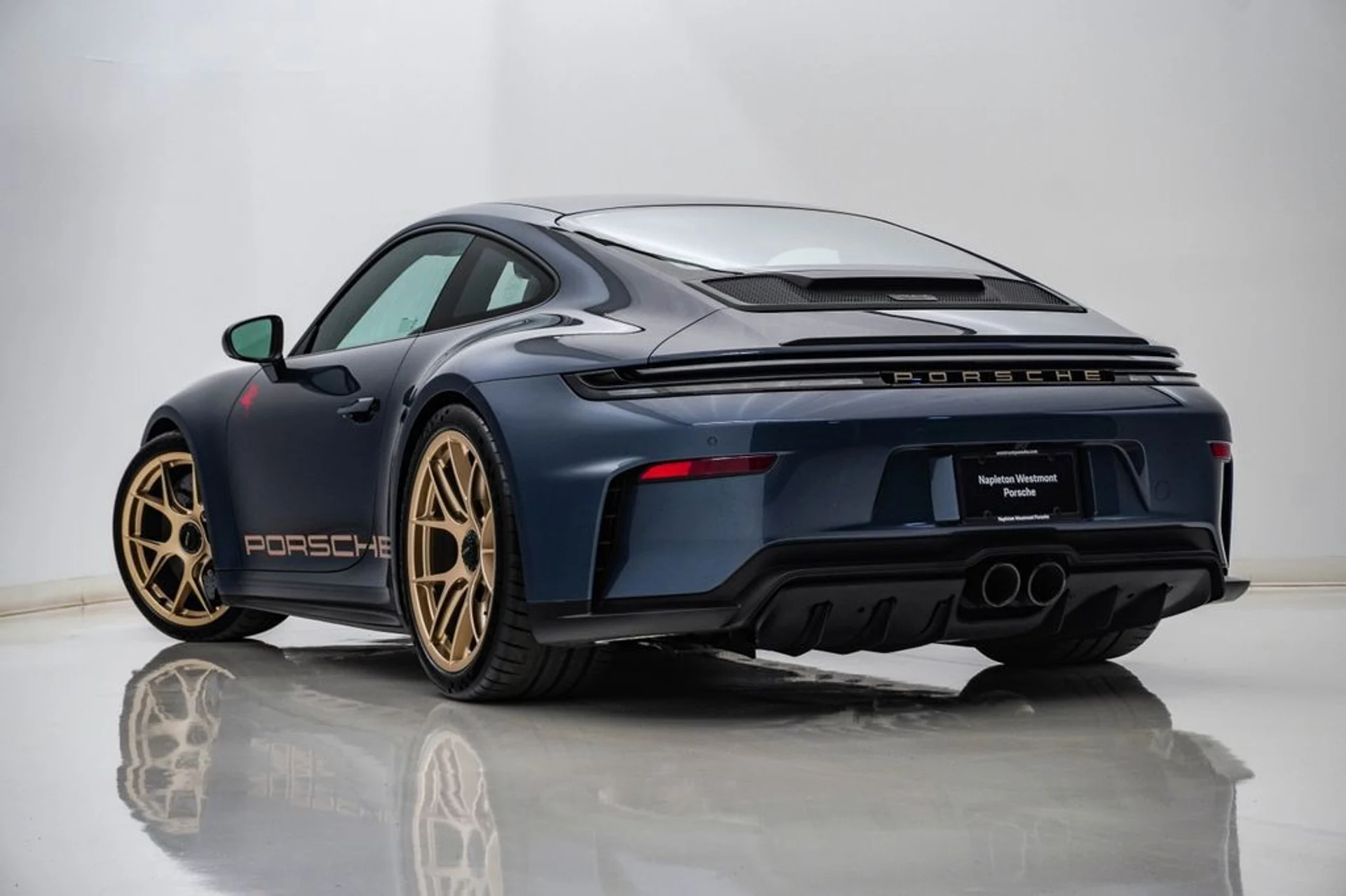 mph002_317216398_7f3e18a1f8406da9693a8301a9f294c8x_b77f1059b7