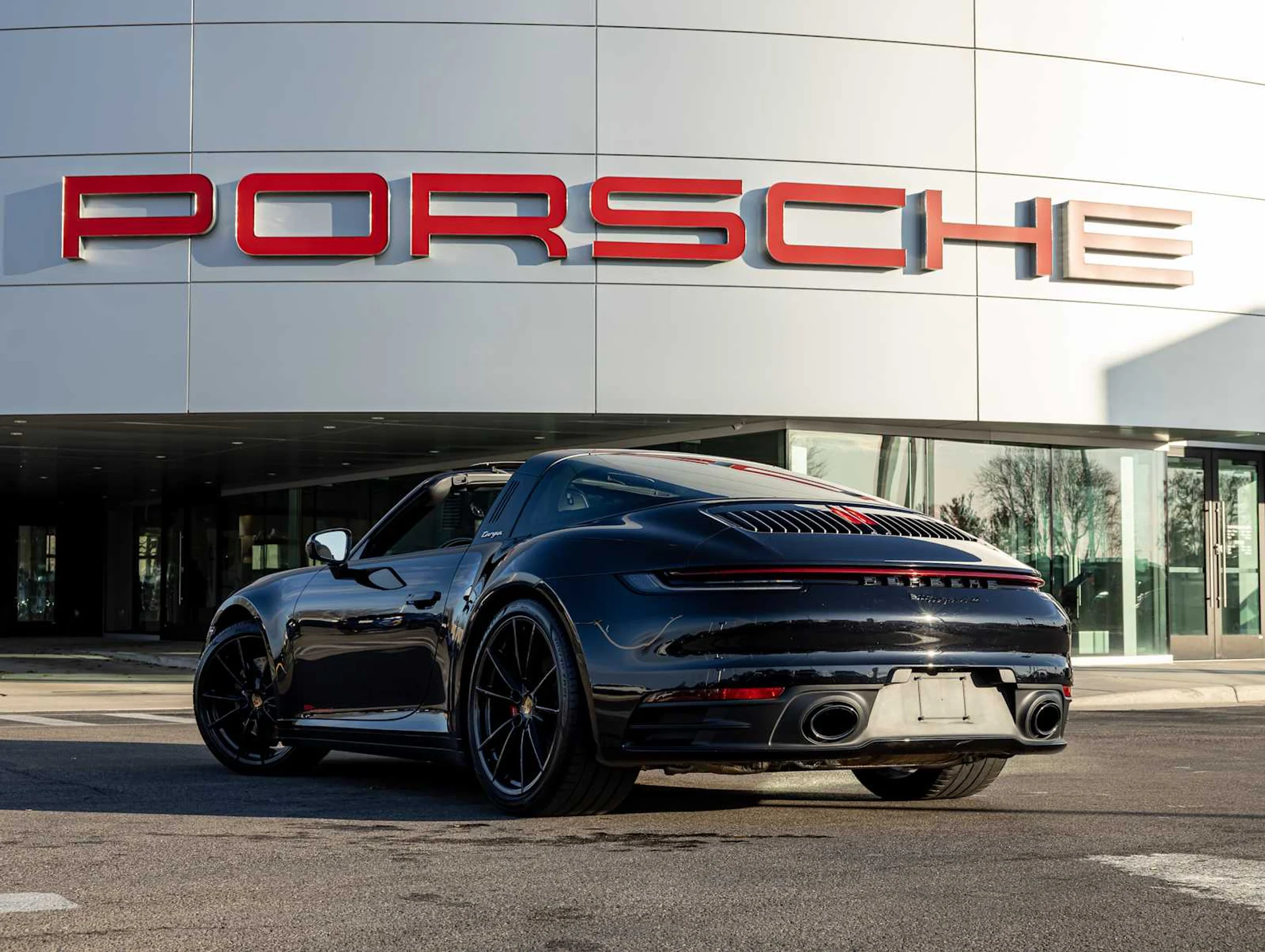 mph002_3172738081_b8e9c763c179a6fbf2b8306fa69a0b59x_5601836562