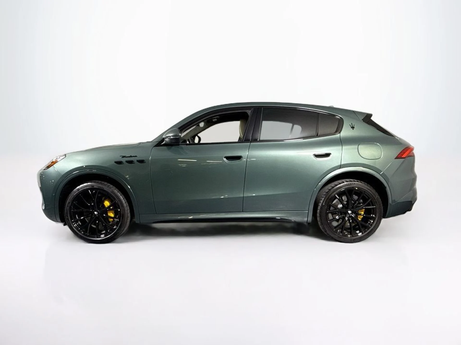 mph002_3186848535_new_2026_maserati_grecale_modenaawd_11350_23061012_2_1024_fd75c58278