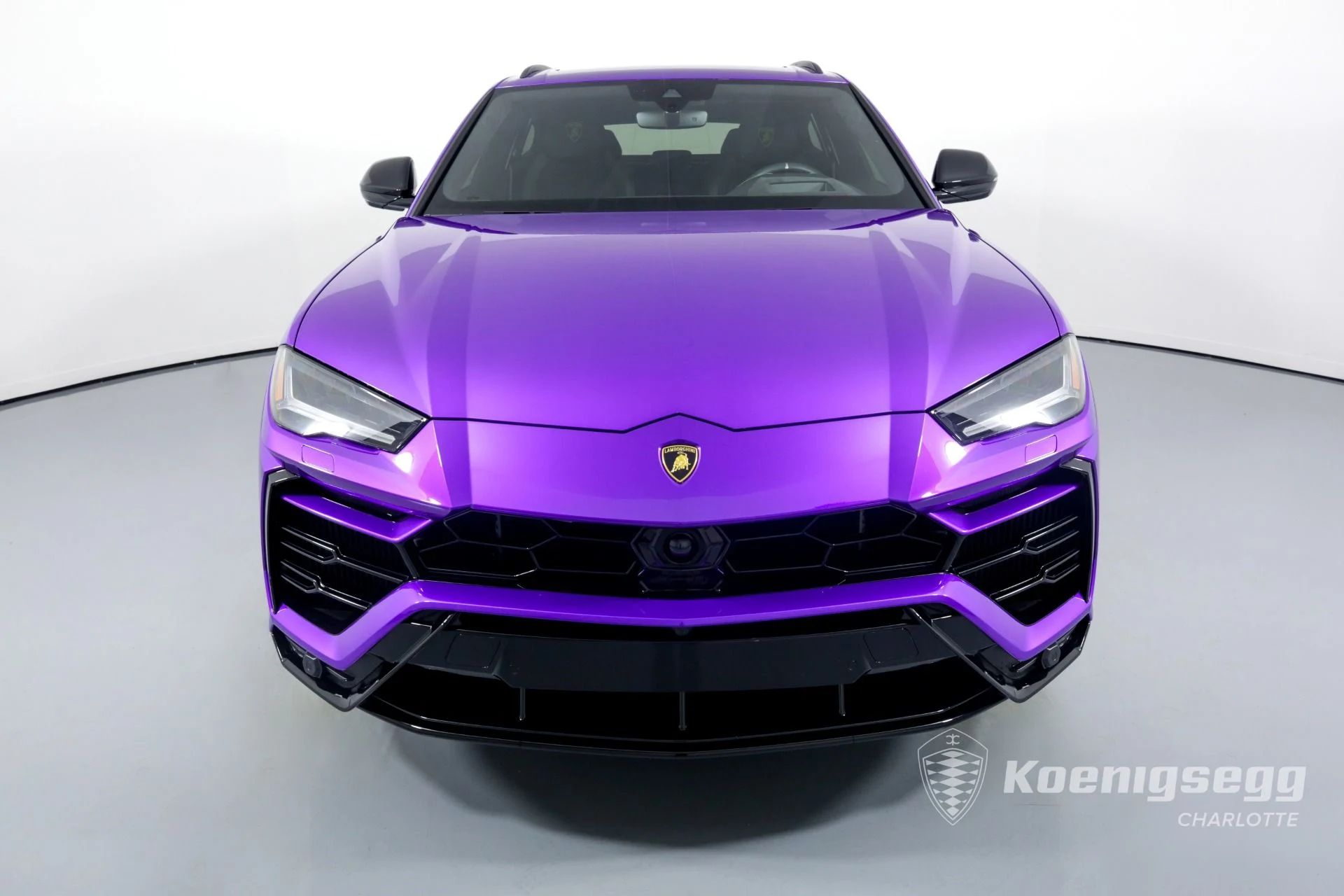 mph002_3187685276_Used_2022_Lamborghini_Urus_1671738040_93d01db4e0