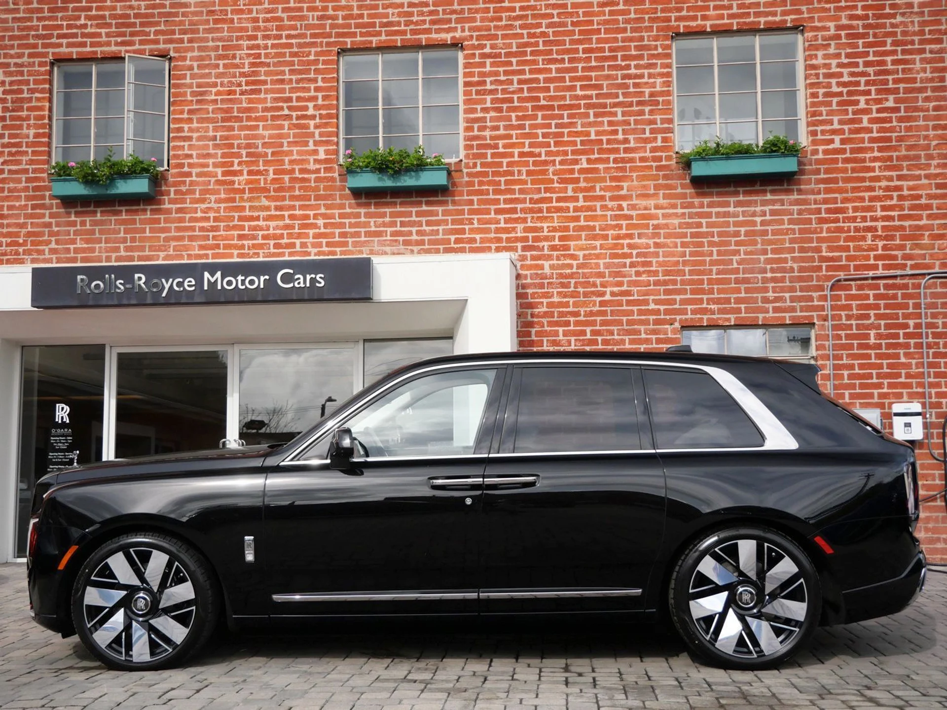 mph002_3196076205_08075cb94ef60be44bc9dc8e5bb34c5cx_52418cf20d