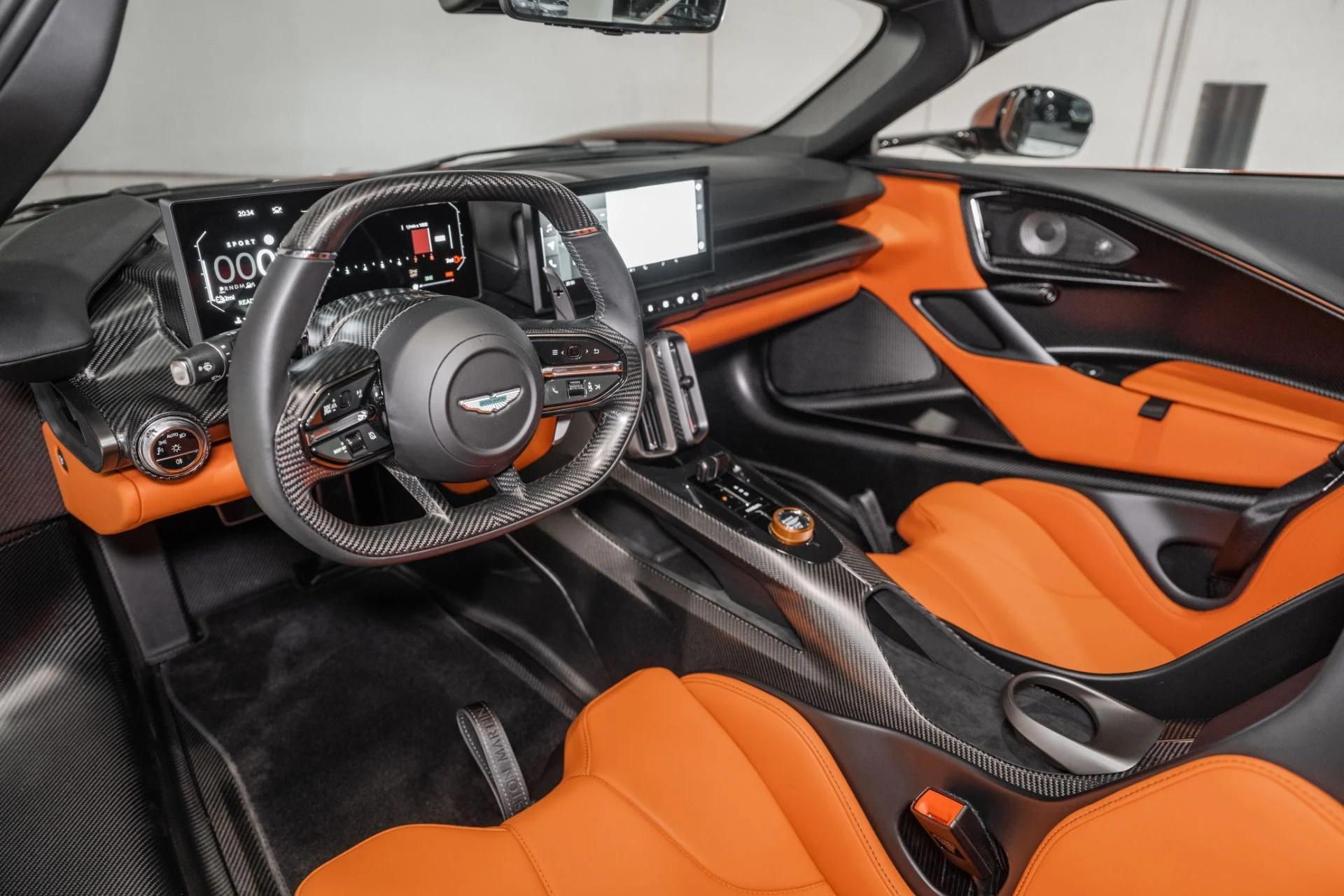 mph002_321103810_New_2026_ASTON_MARTIN_VALHALLA_1775445551_e5f00f6453