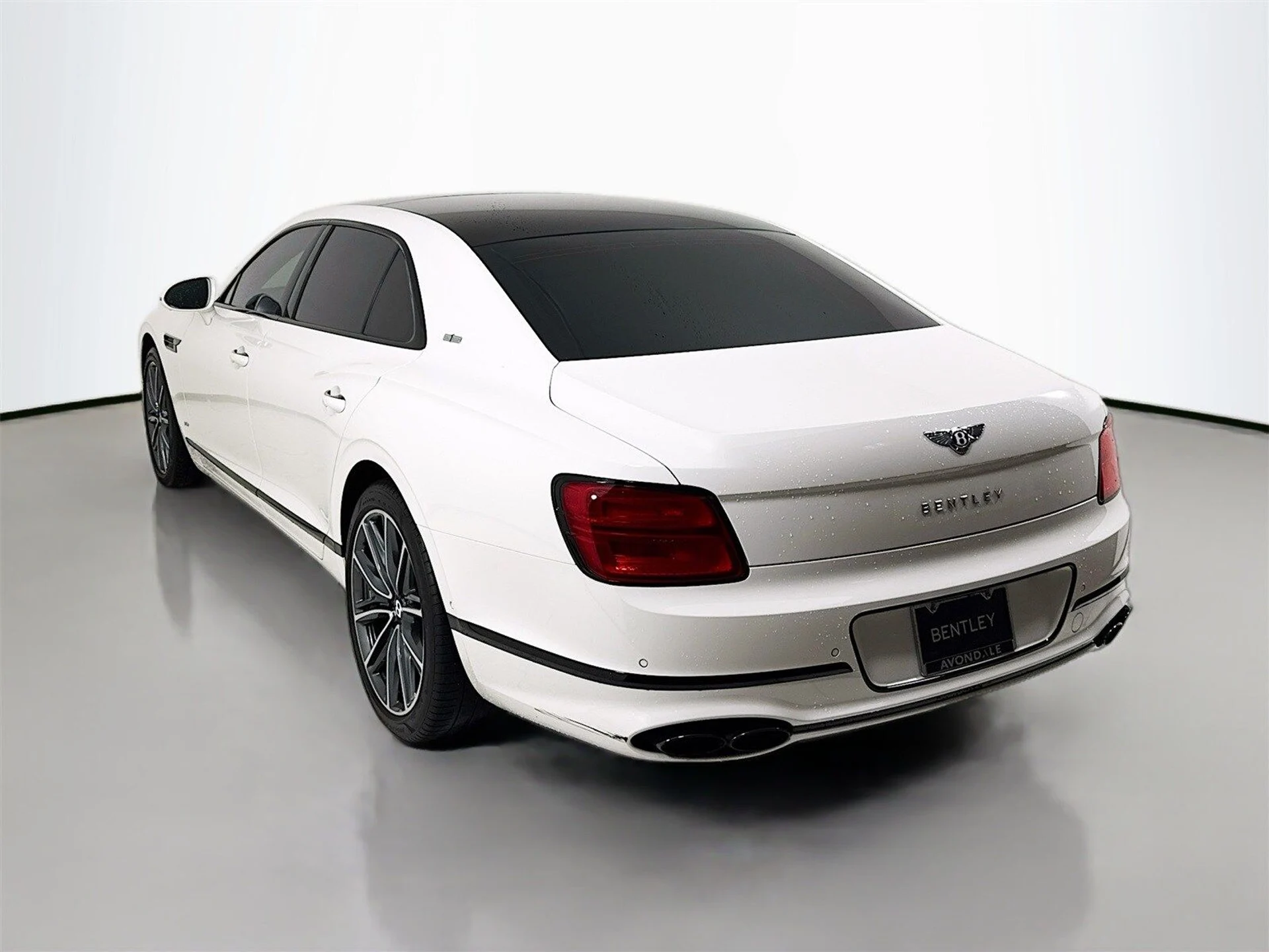 mph002_3218108494_a91e0b2f428be9ee0a1ef09c10e4c5a2x_063984a652