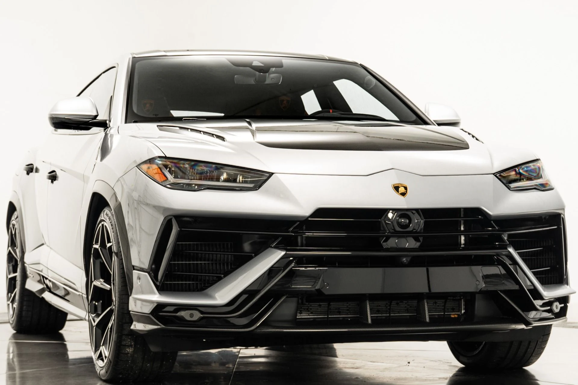 mph002_3225494209_Used_2024_Lamborghini_Urus_Performante_657_Hp_ADAS_package_Carbon_Fiber_Trim_1759252680_8f7f96082c