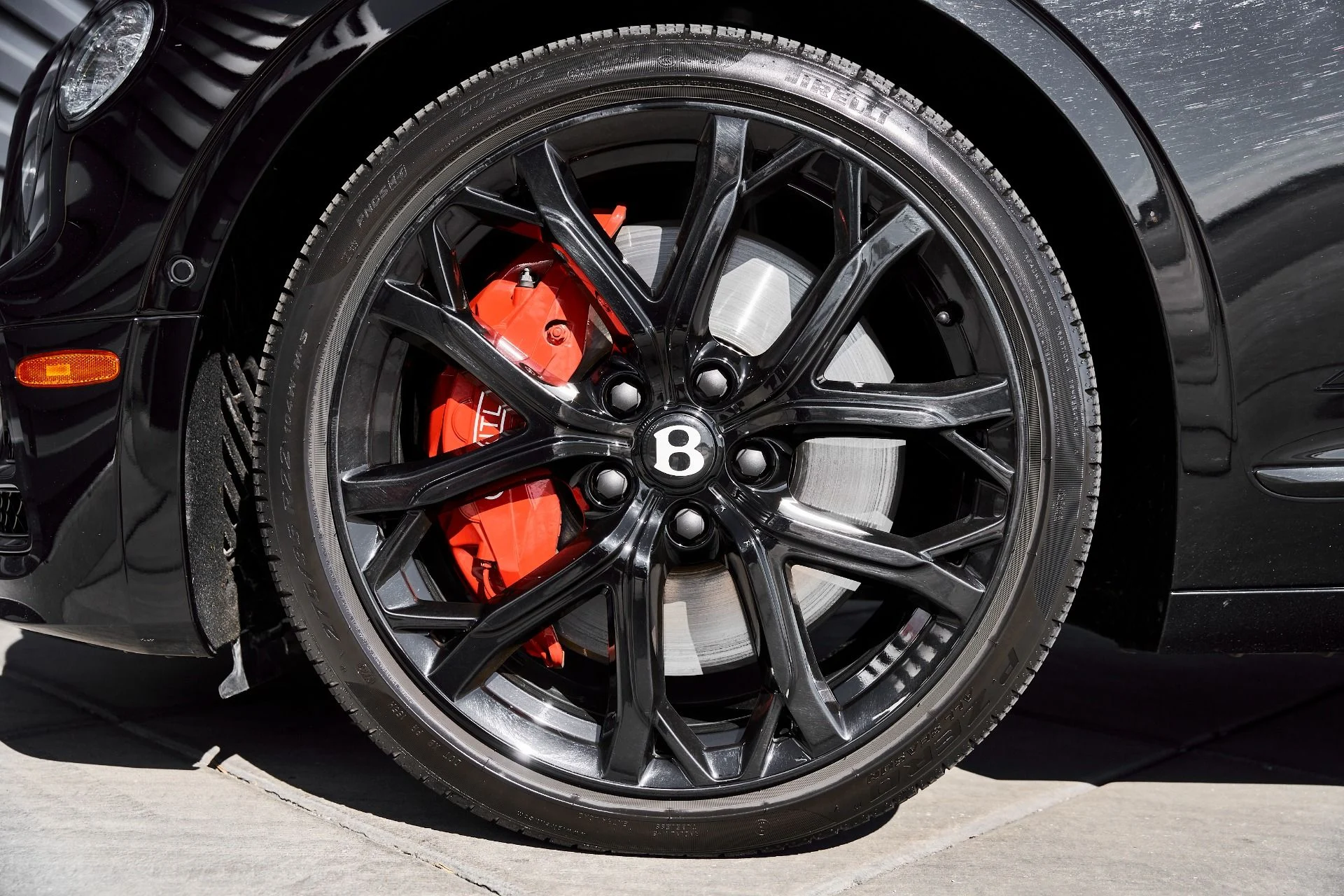 mph002_322892392_Used_2023_Bentley_Flying_Spur_S_1770950632_9e0cd1dc25