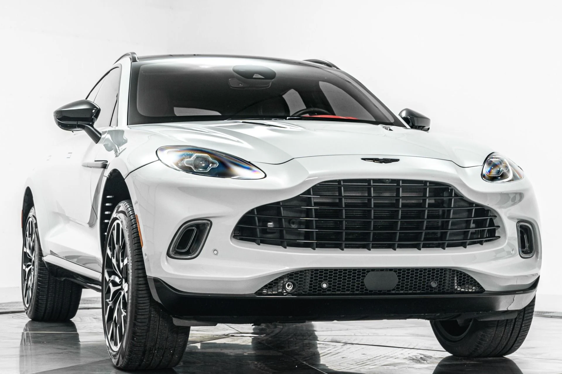 mph002_323055095_Used_2021_Aston_Martin_DBX_AML_Color_Indulgence_Pack_DB_Elegance_Pack_1783626183_72f30980ea