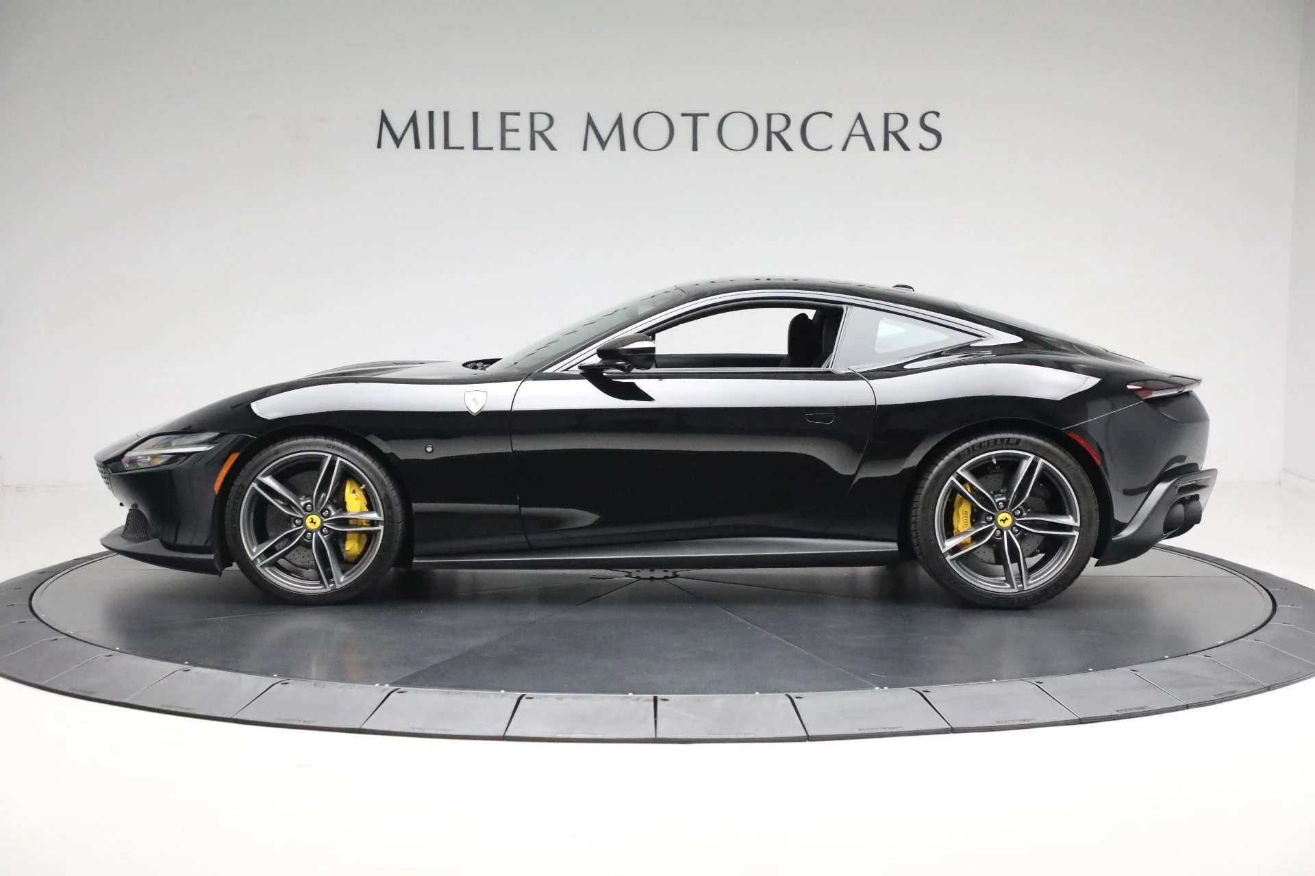 mph002_3245863163_Used_2021_Ferrari_Roma_1723555192_fba6f4e118