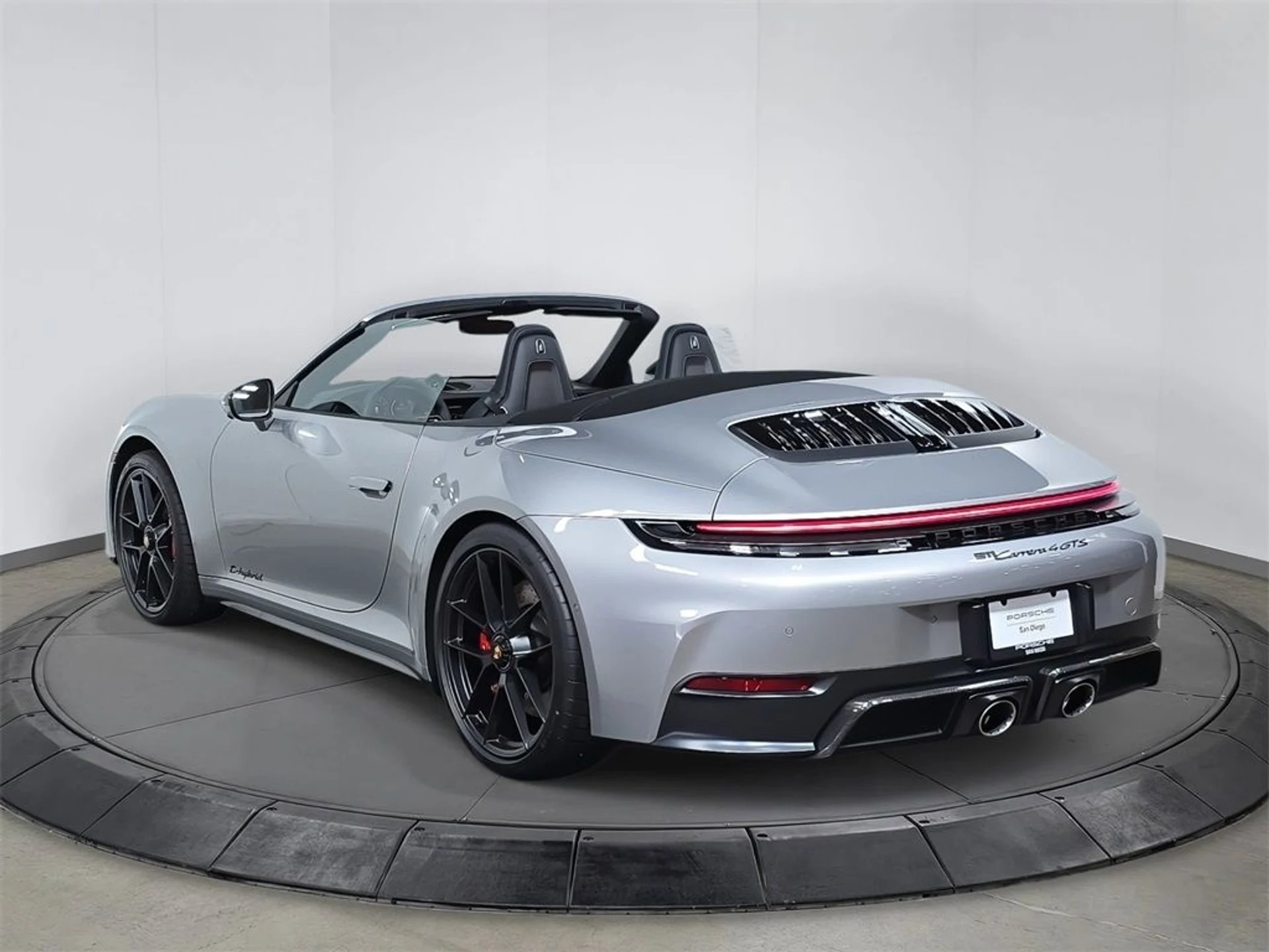 mph002_3249693628_d917c8f0297b37daaead8c63b8a47edf_3fb2be221f