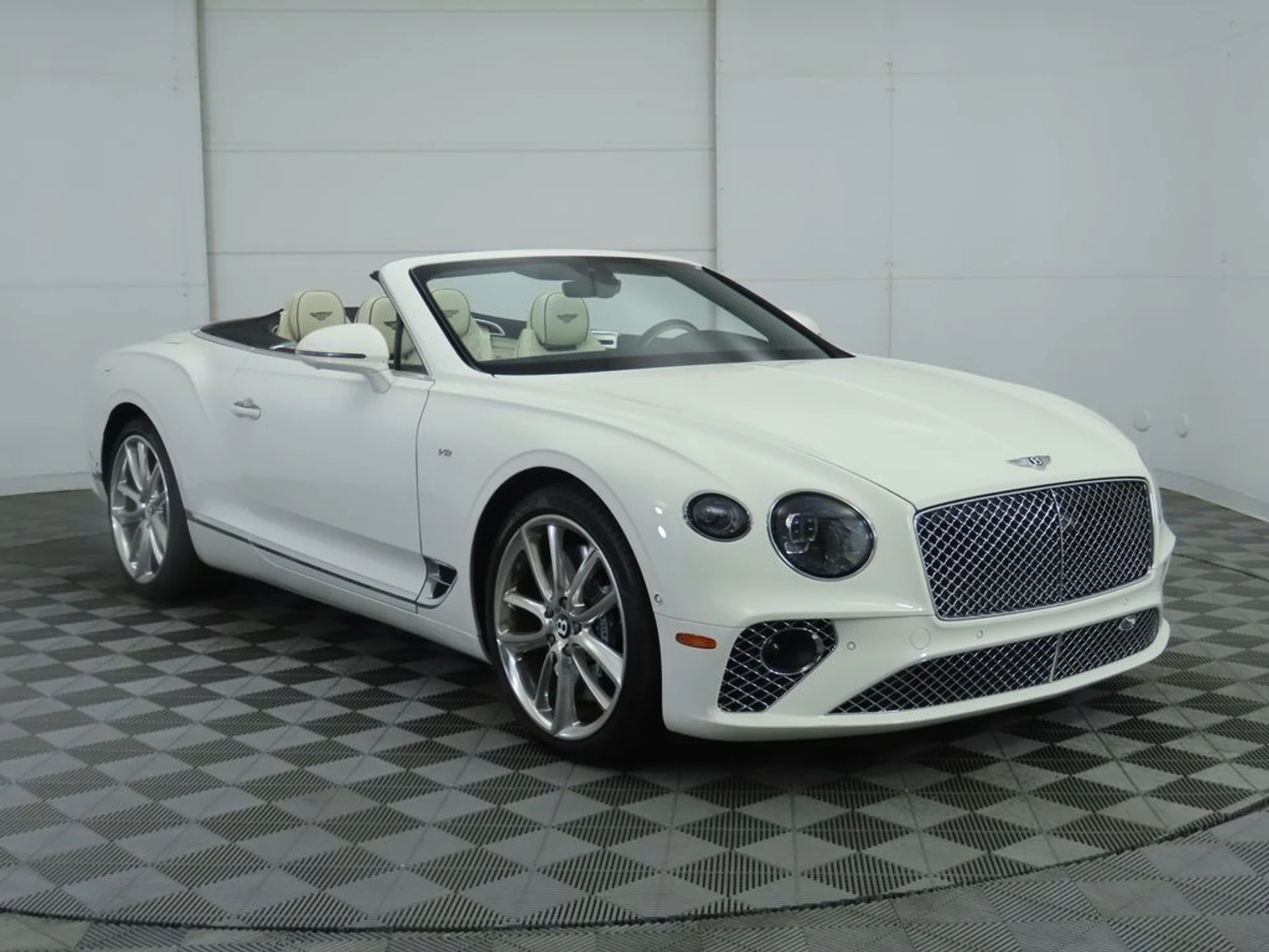 mph002_3252062866_used_2022_bentley_continental_gtmullinerconvertible_8119_22908065_3_1024_ad4b08d6eb
