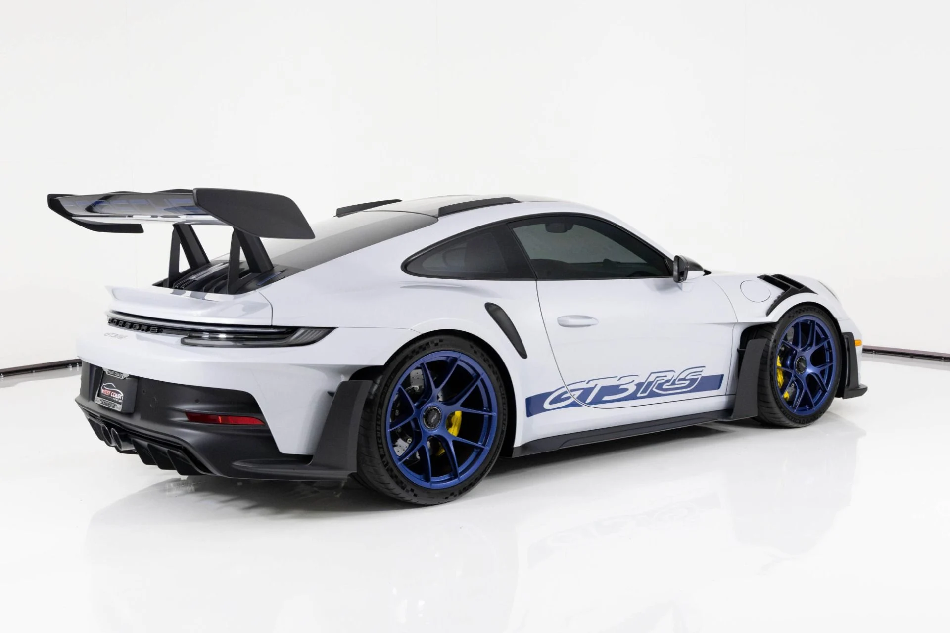 mph002_3260190416_Used_2025_Porsche_911_GT_3_RS_1779147252_9bd3bed647