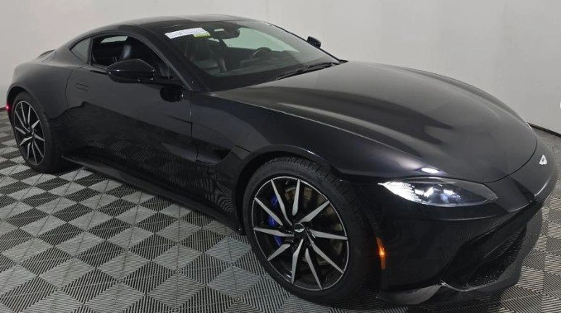 mph002_3268343225_9e2cc66985797675d70cfd1eadf18f8cx_9f6b1471e9