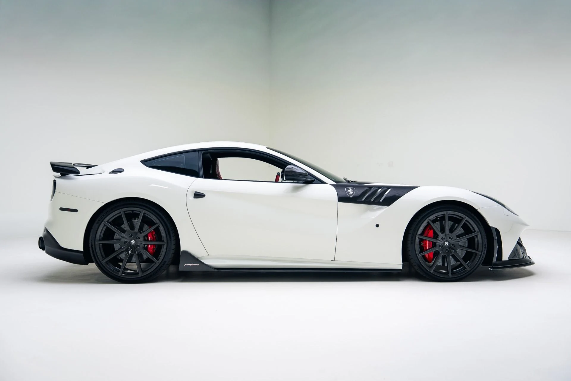 mph002_3272231143_Used_2016_Ferrari_F12berlinetta_1765306007_ac3517754c