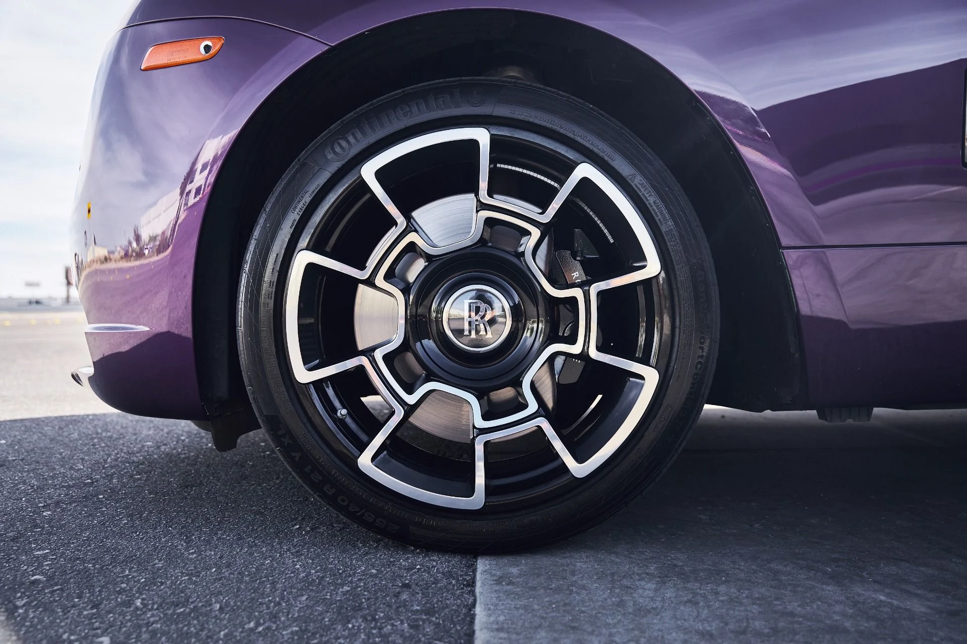 mph002_3277227433_Used_2020_Rolls_Royce_Wraith_Base_1774310738_611ea571f9