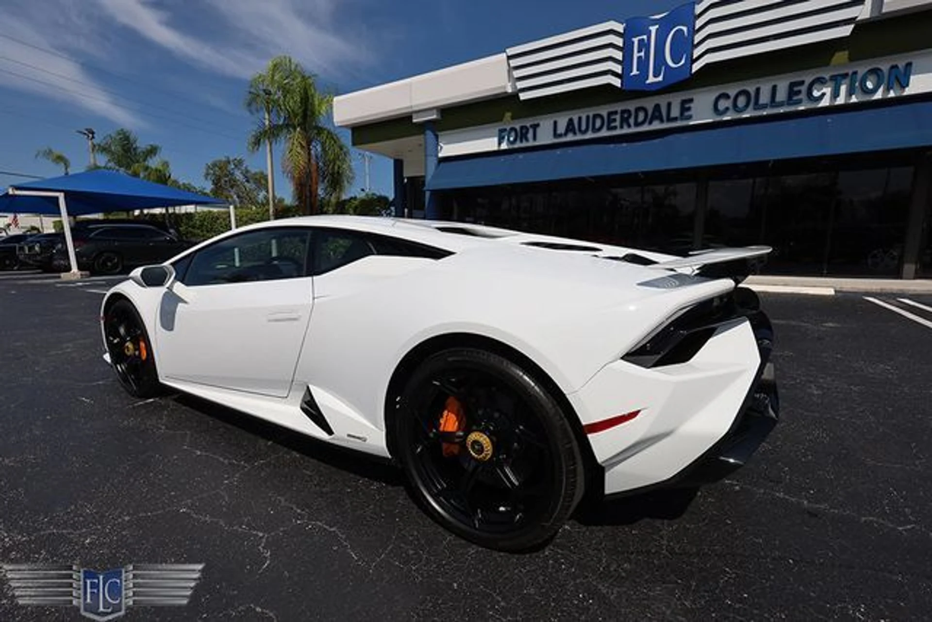 mph002_3285942219_used_2023_lamborghini_huracan_tecnica_coupe_6305_23081999_7_640_cf8a69d7cc